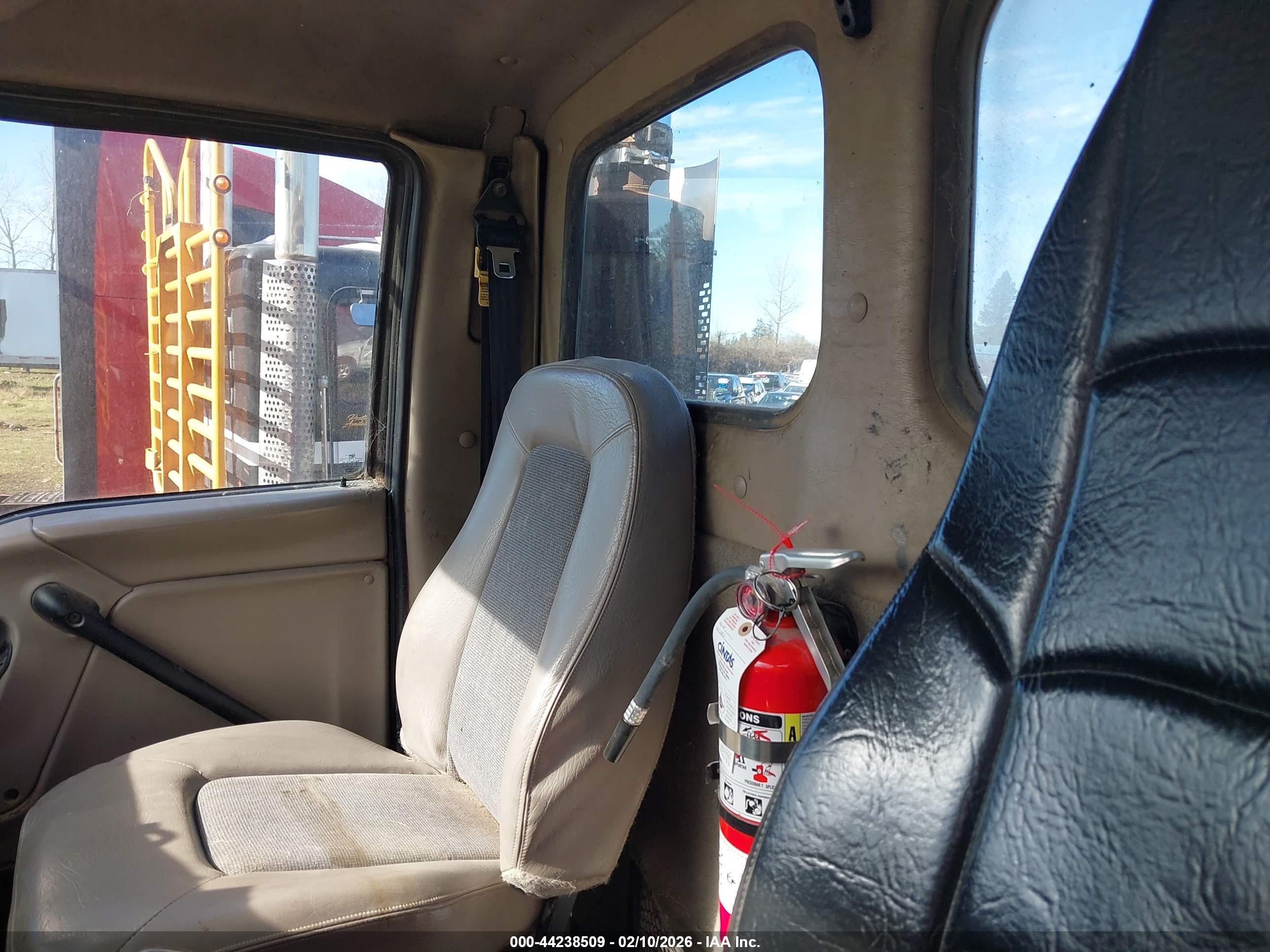 STERLING TRUCK image 7