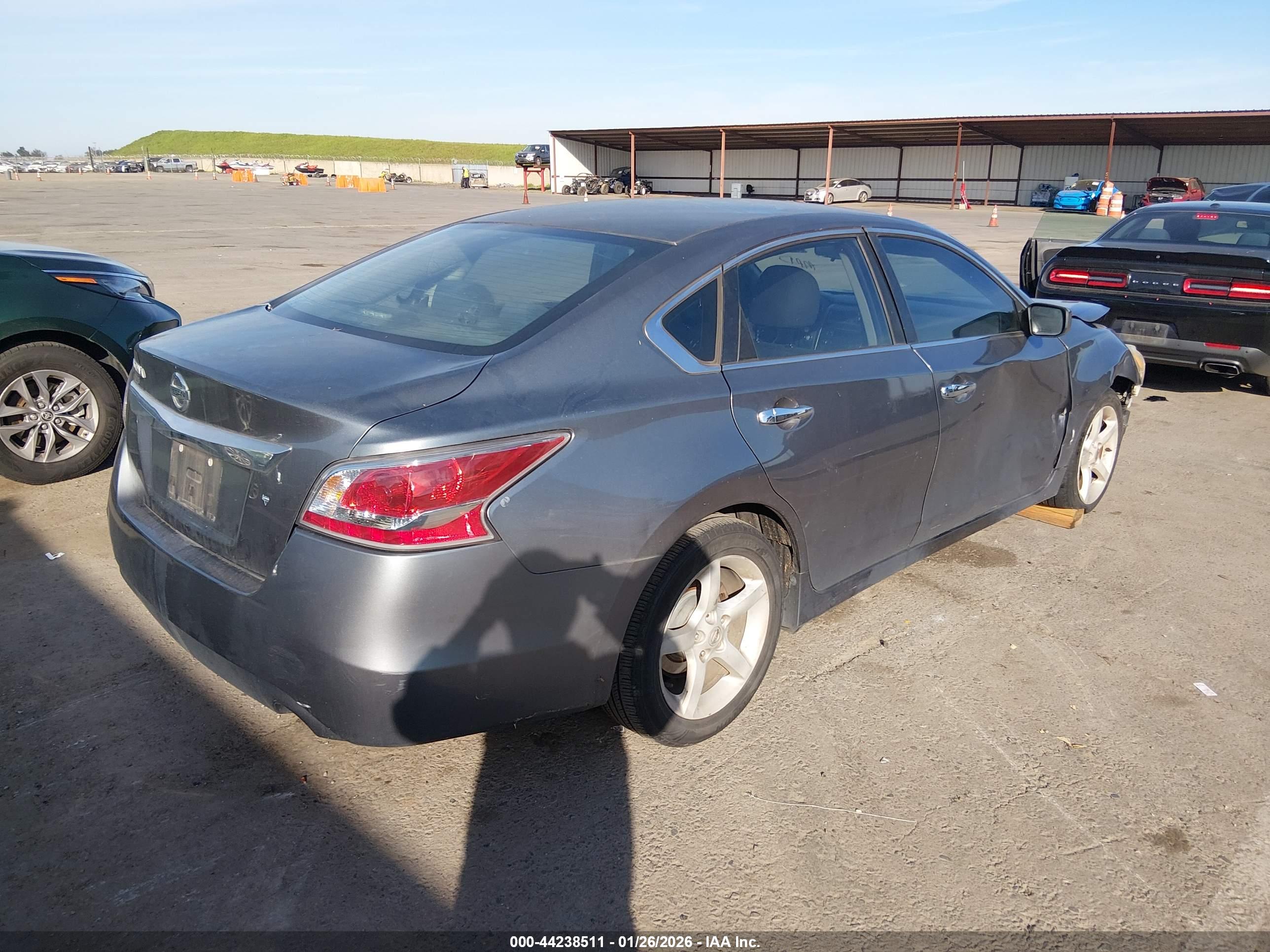 NISSAN ALTIMA image 4