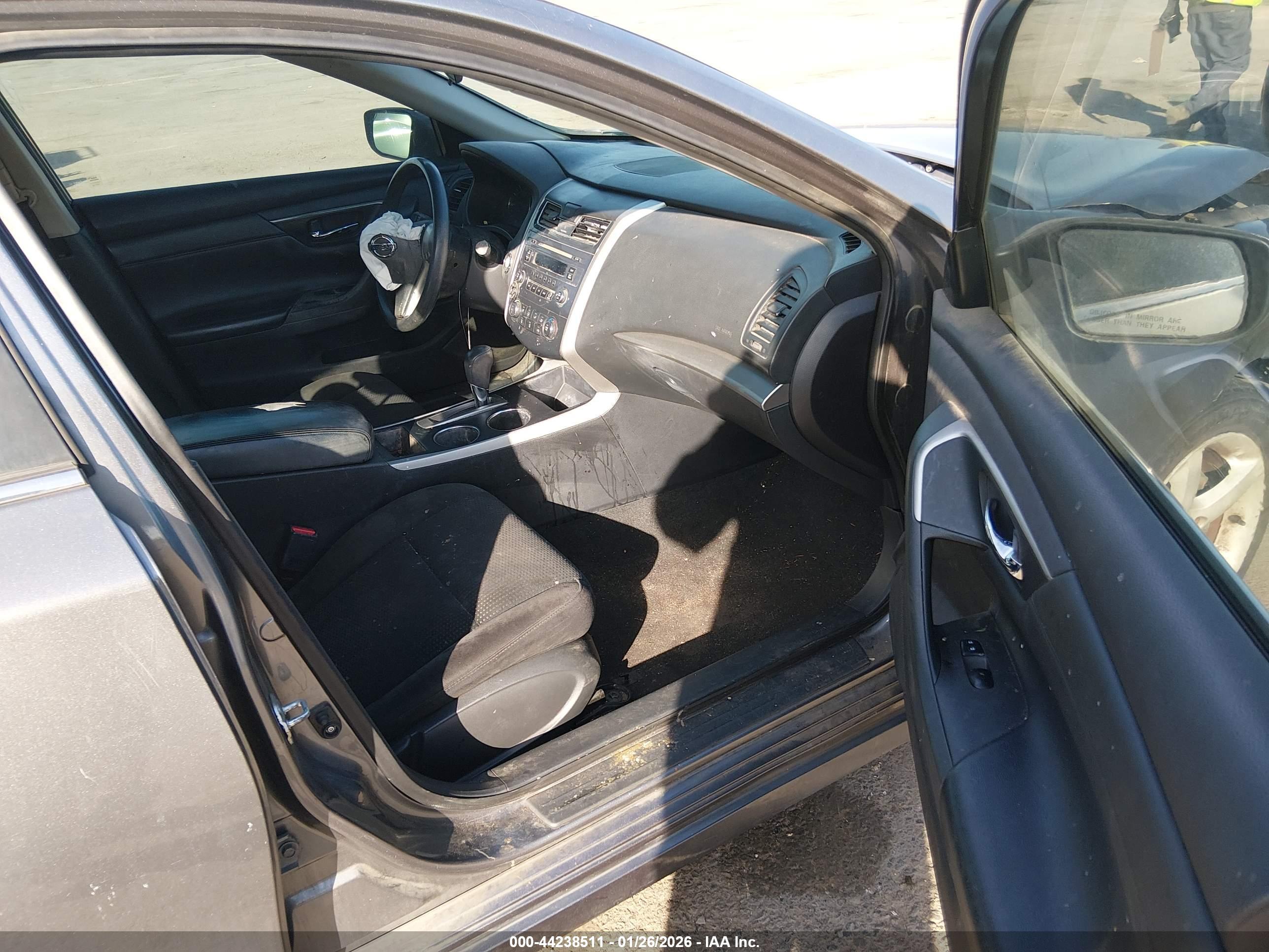 NISSAN ALTIMA image 5