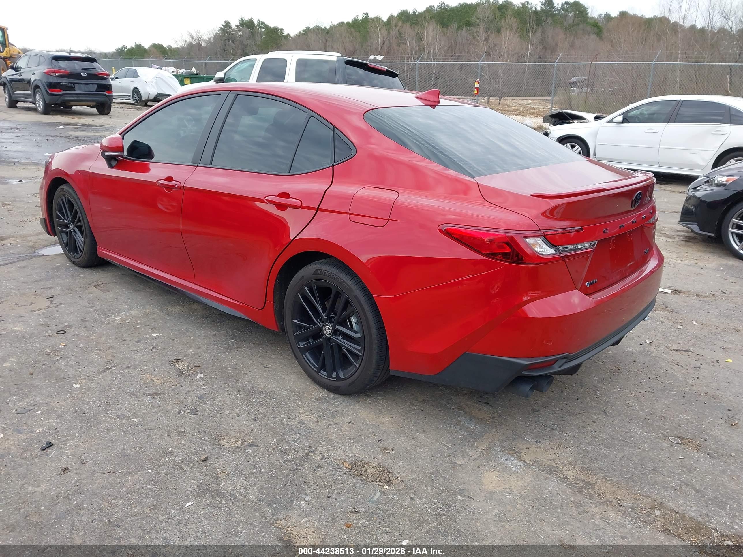 TOYOTA CAMRY image 3