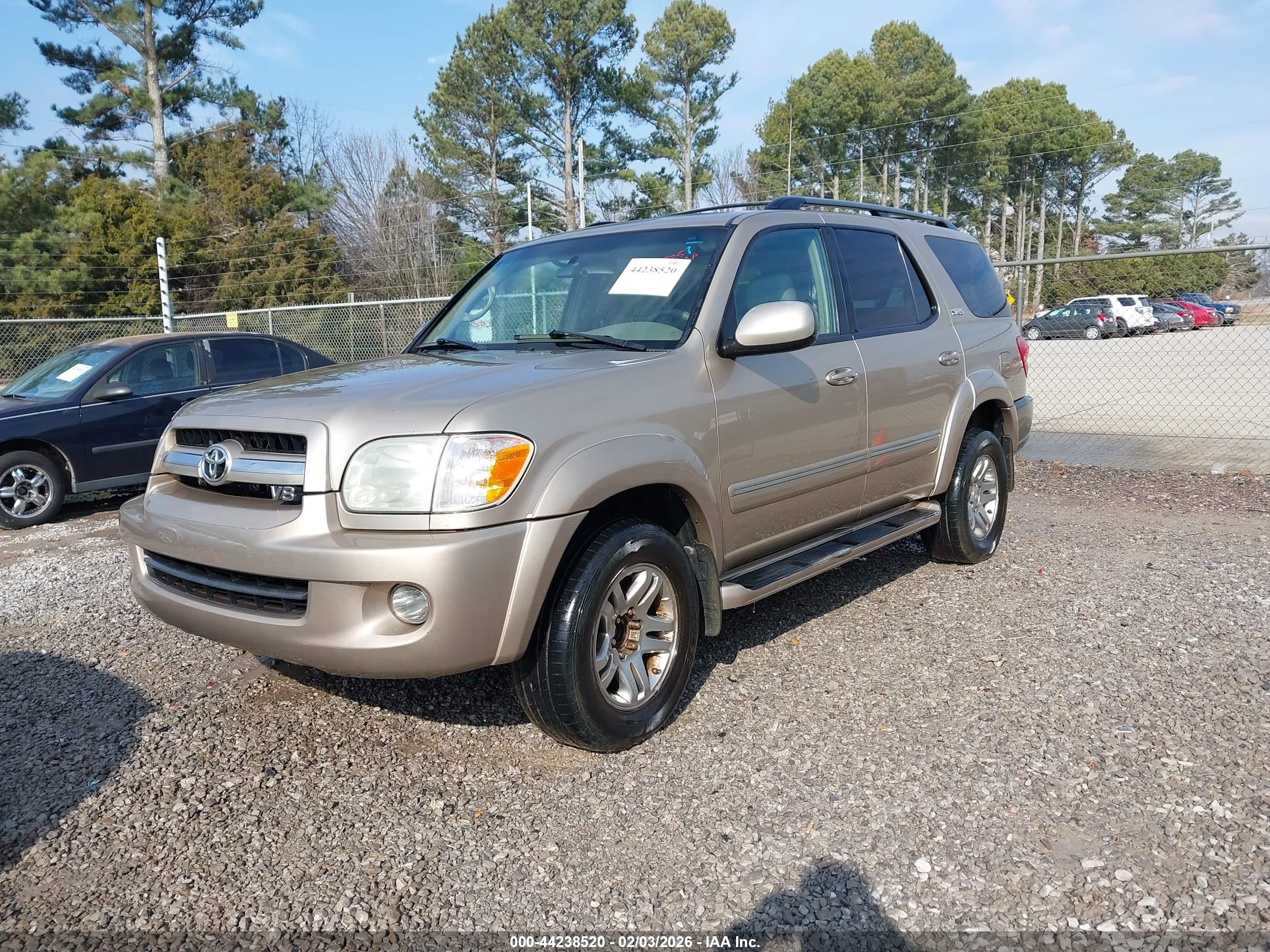 TOYOTA SEQUOIA image 2