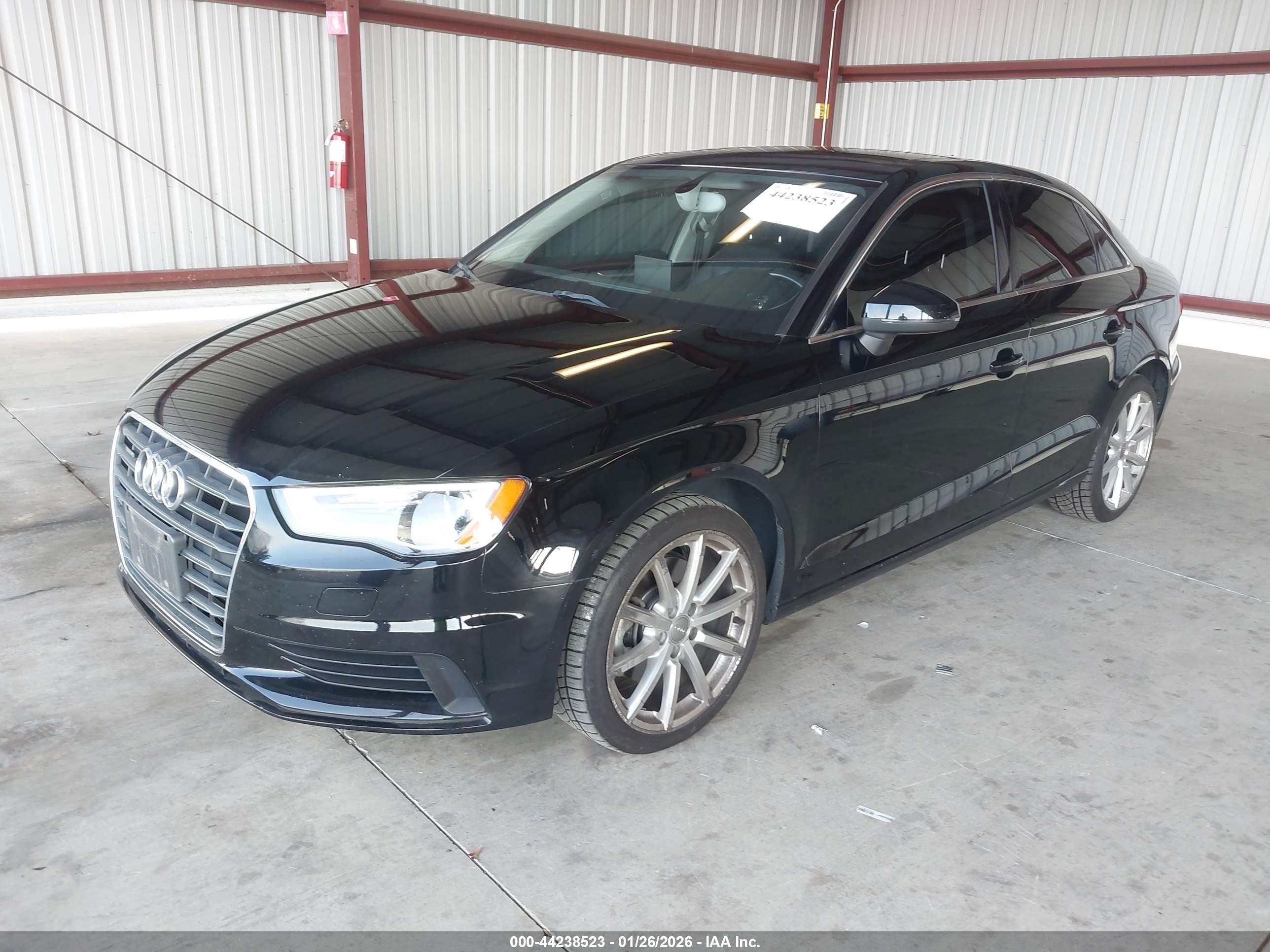 AUDI A3 image 2
