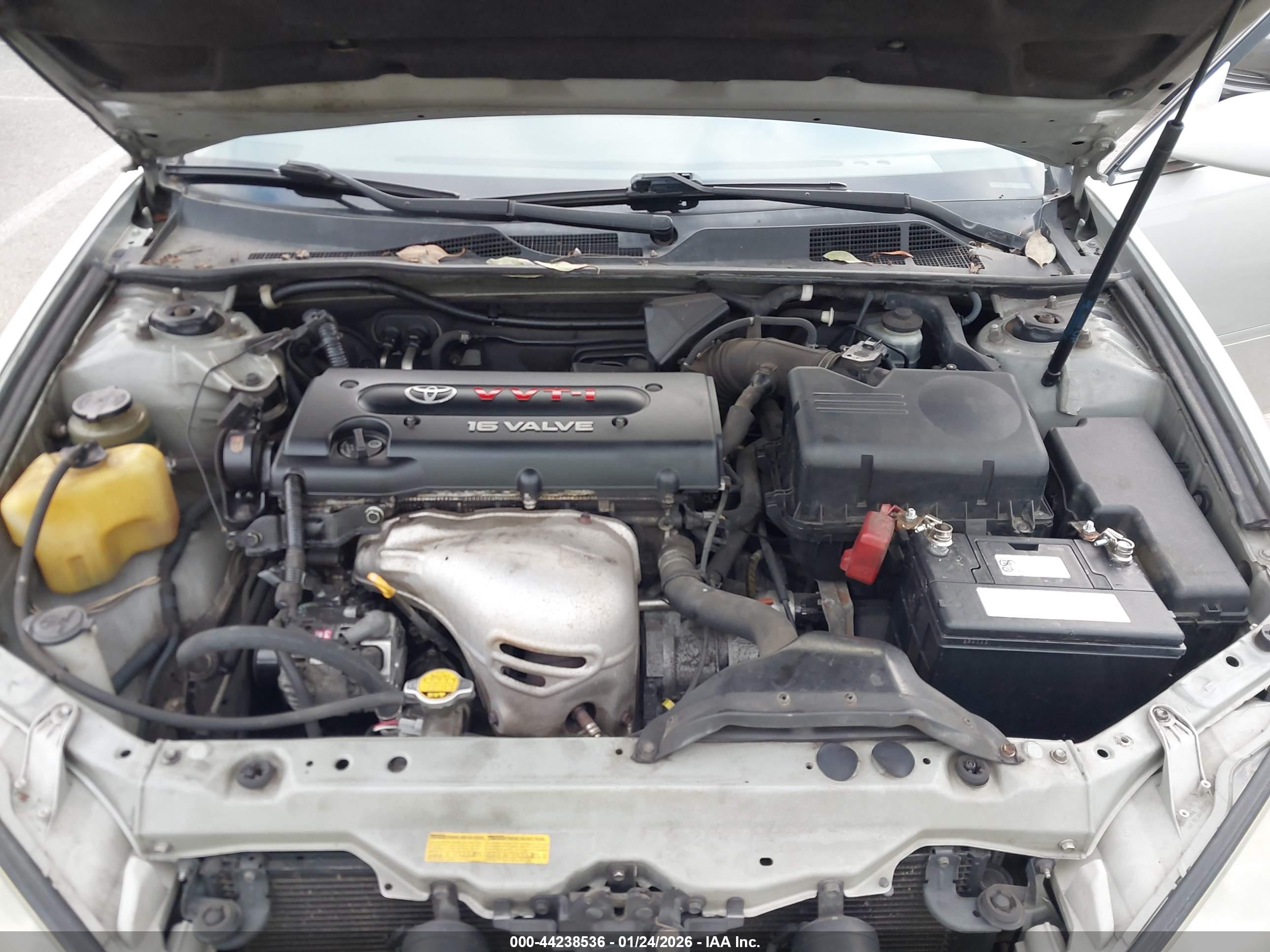 TOYOTA CAMRY image 10