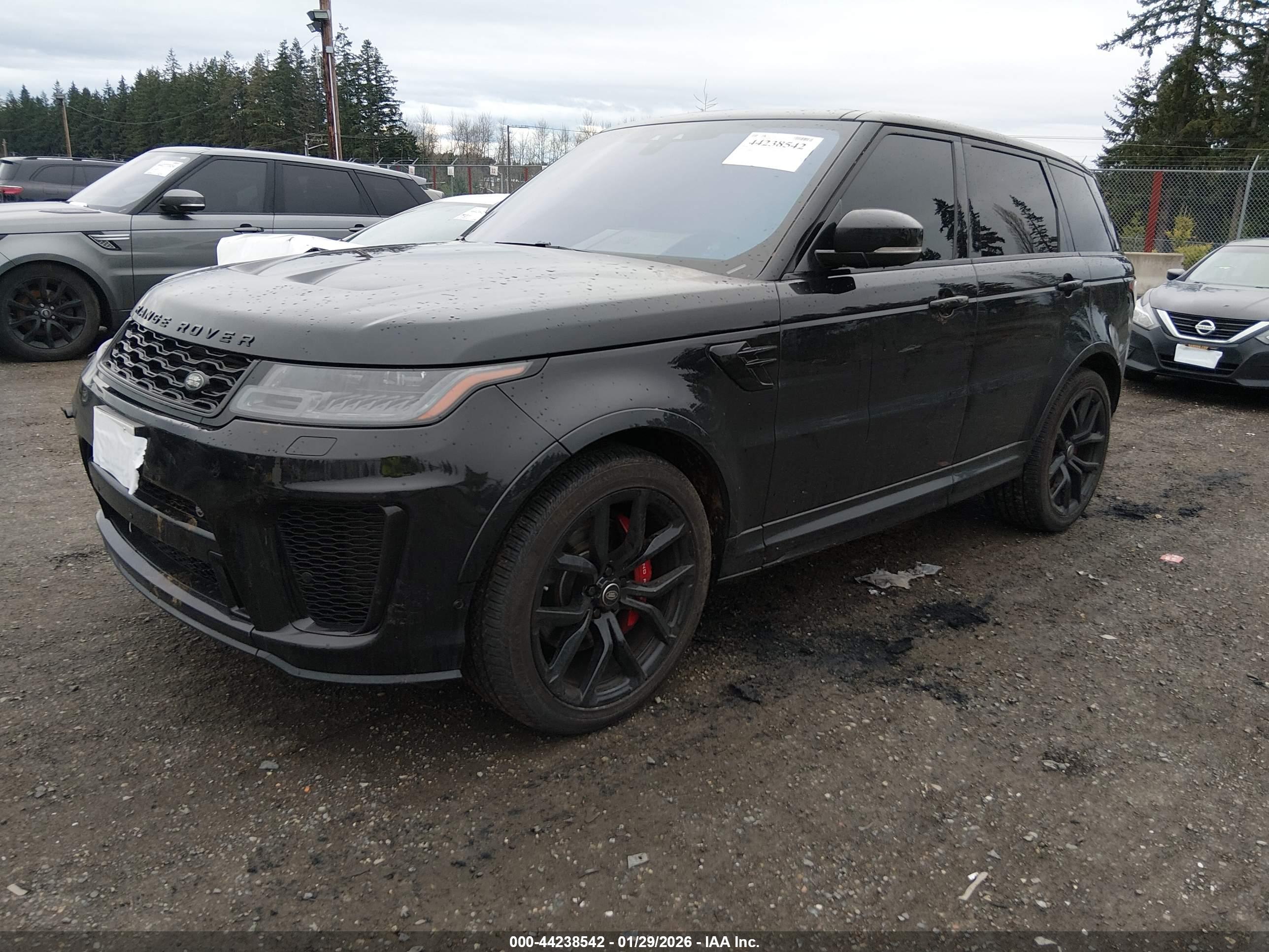 LAND ROVER image 2