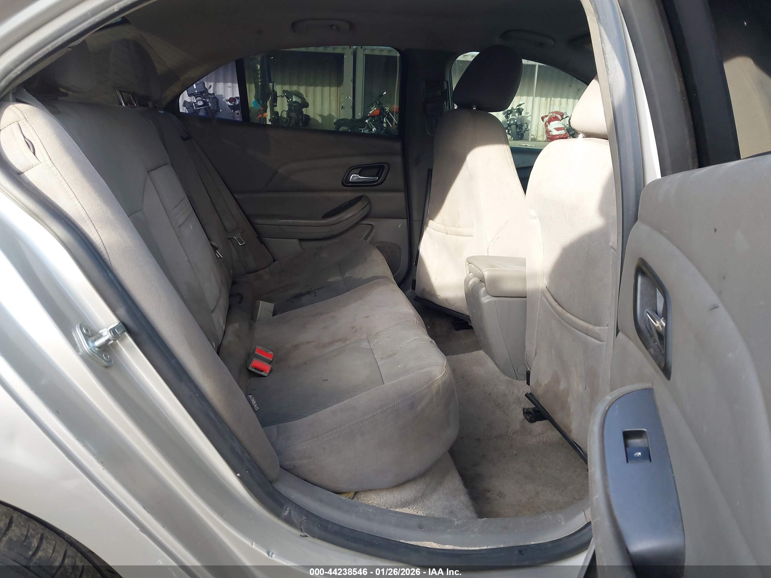 CHEVROLET MALIBU image 8