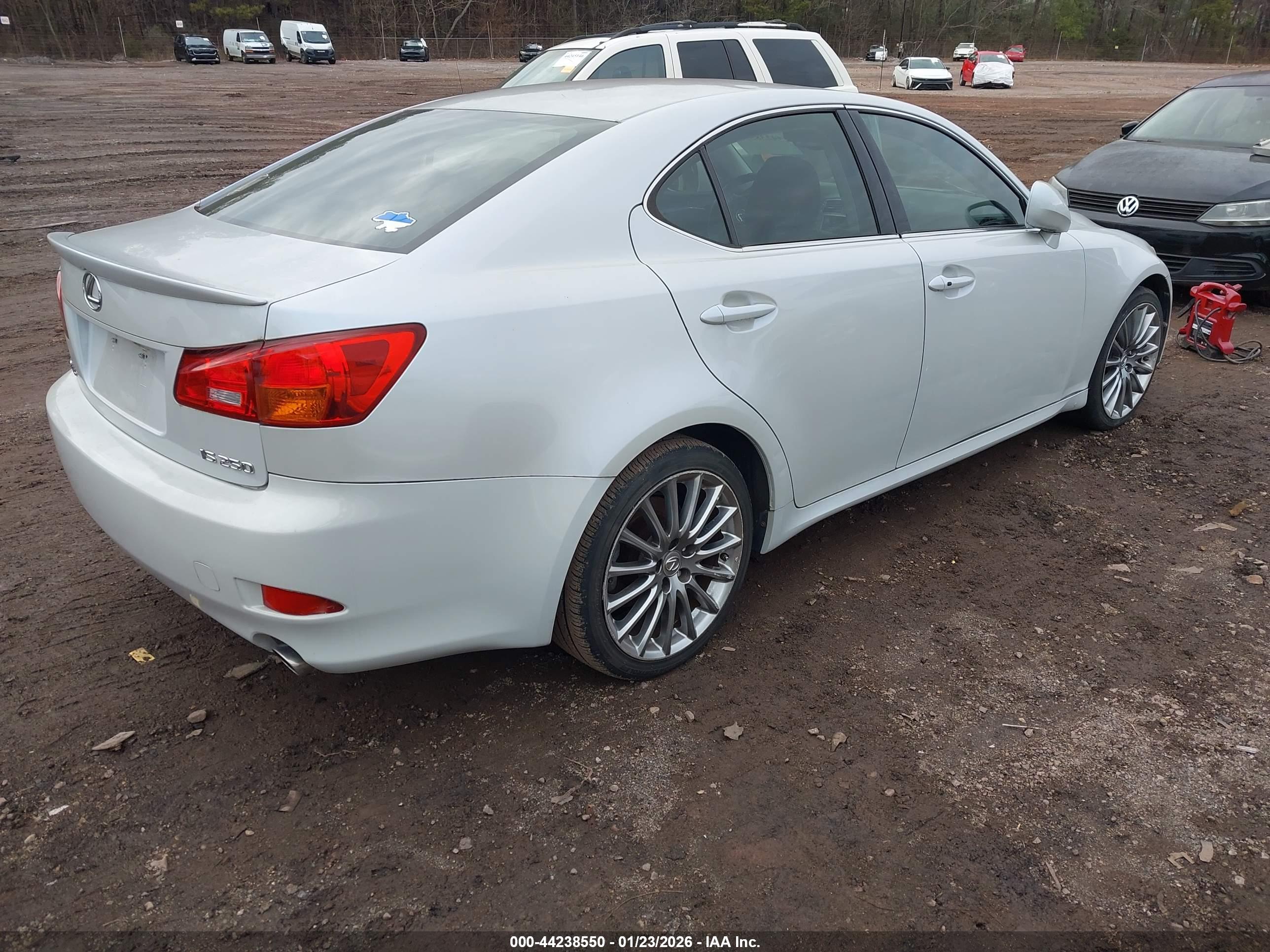 LEXUS IS image 4