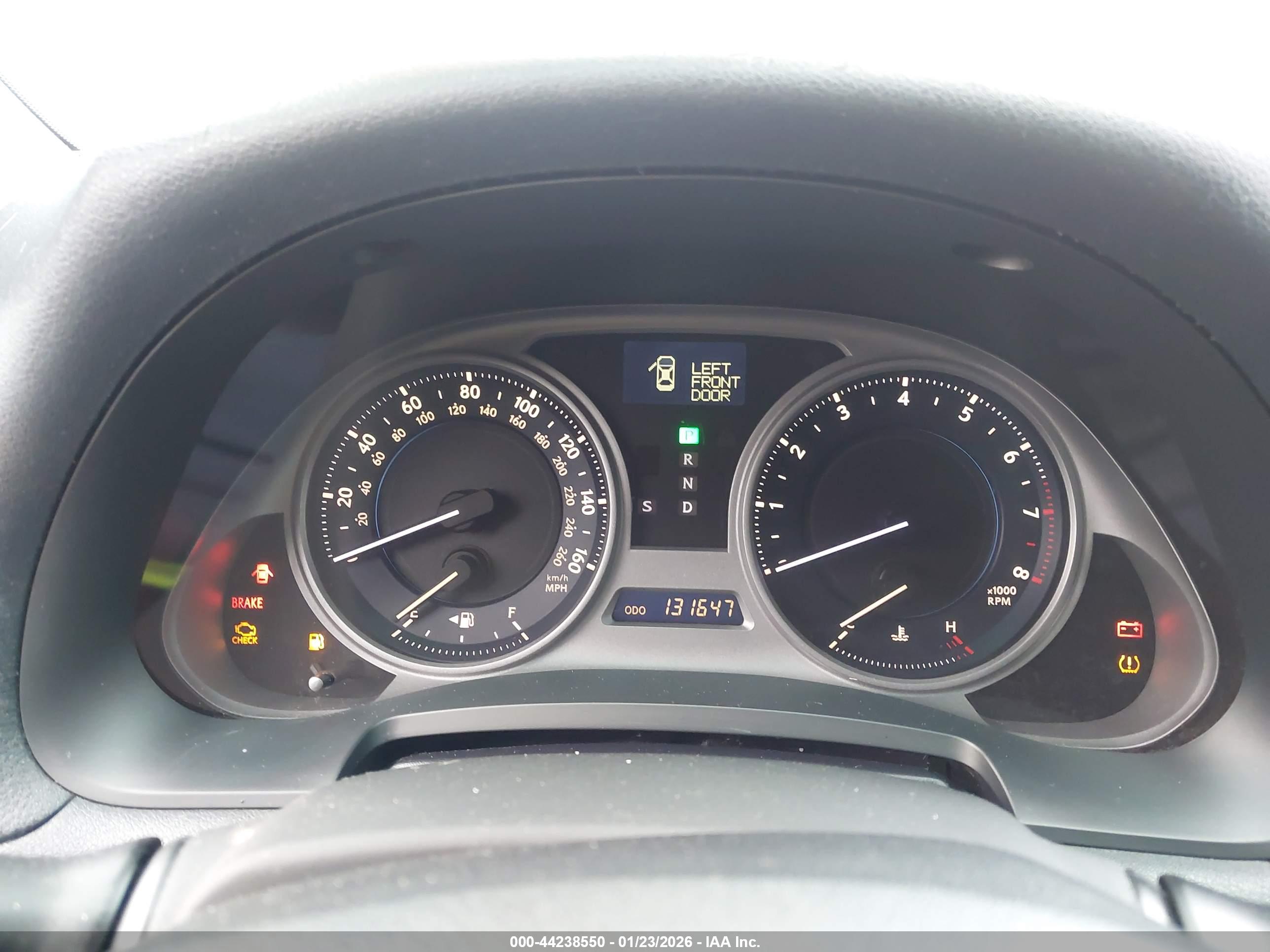 LEXUS IS image 7