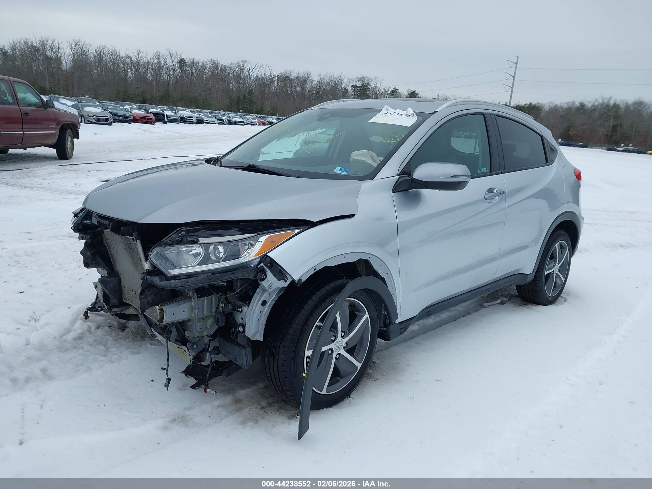 HONDA HR-V image 2