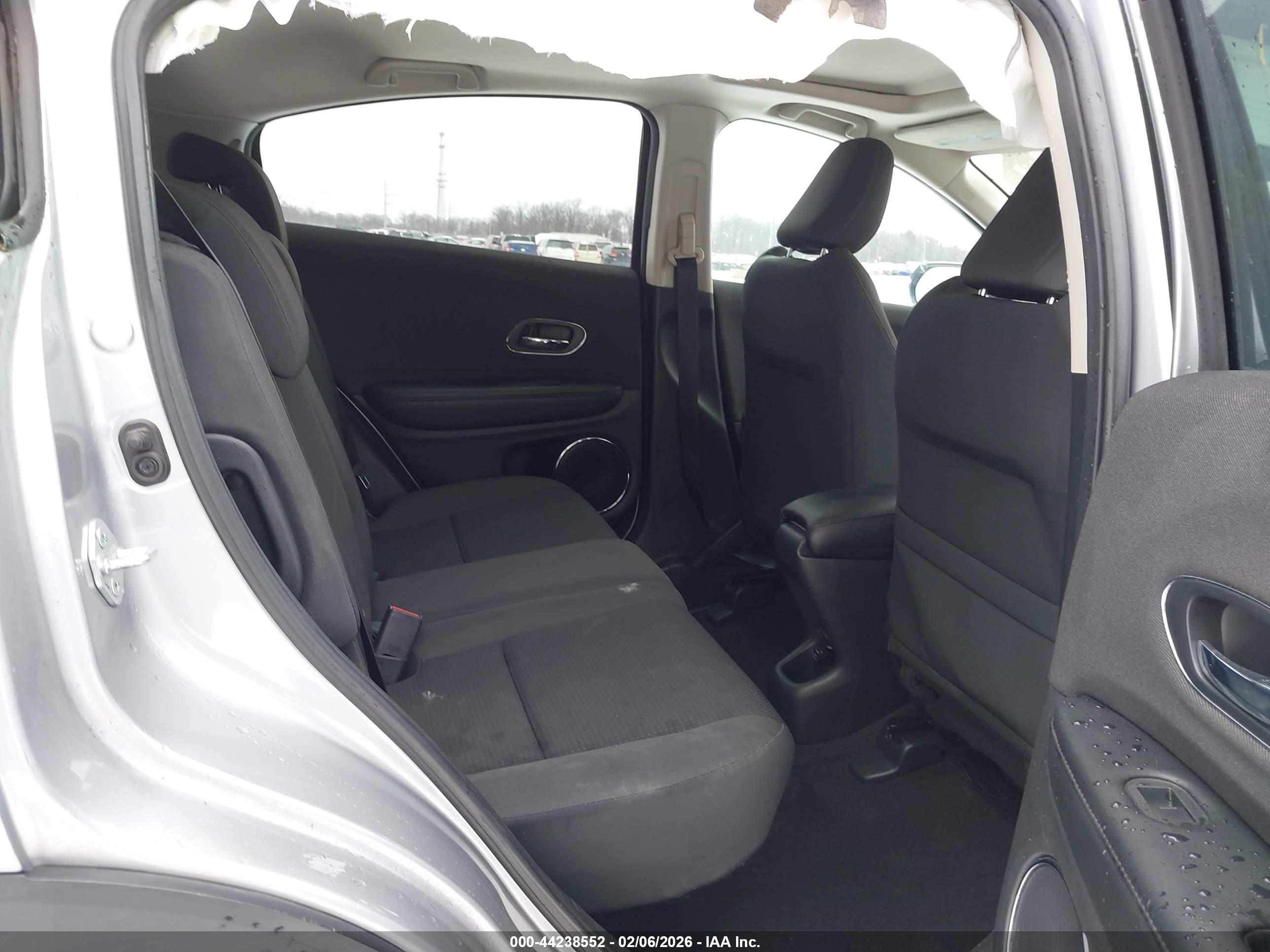 HONDA HR-V image 8