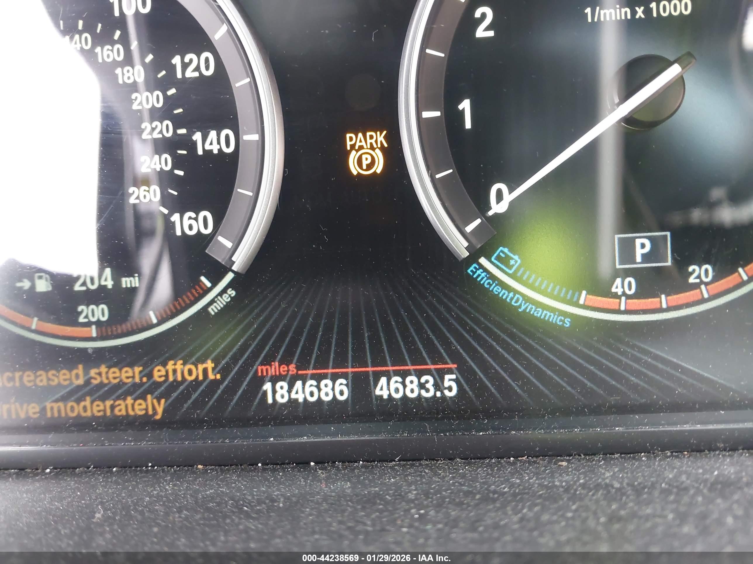 BMW 550I image 7
