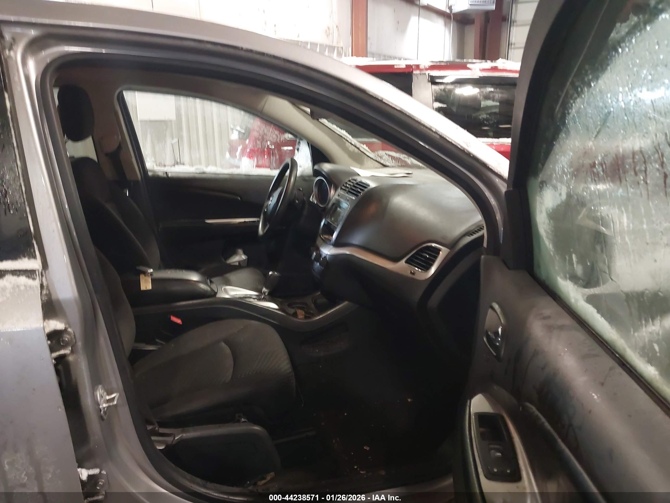 DODGE JOURNEY image 5