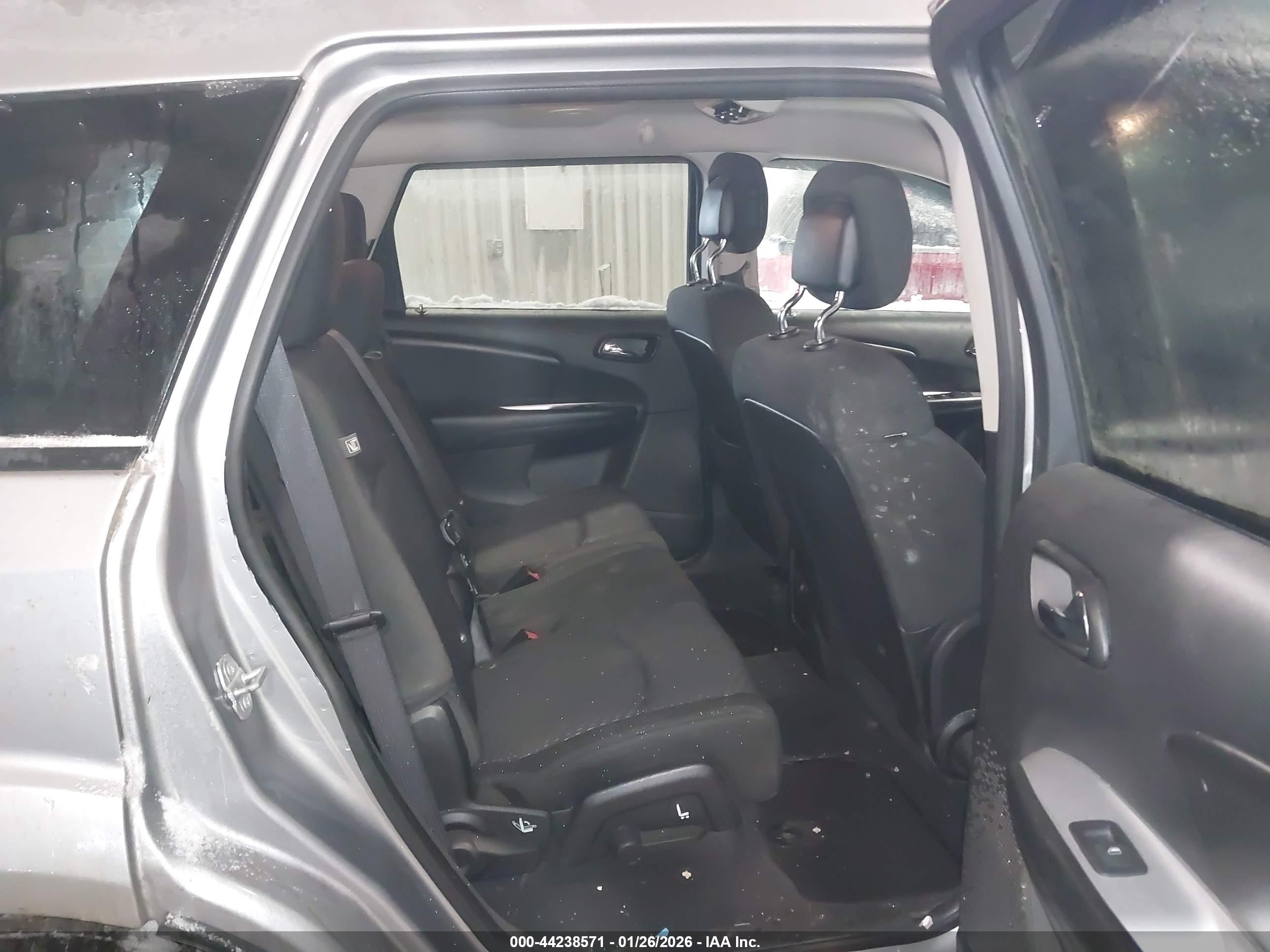 DODGE JOURNEY image 8