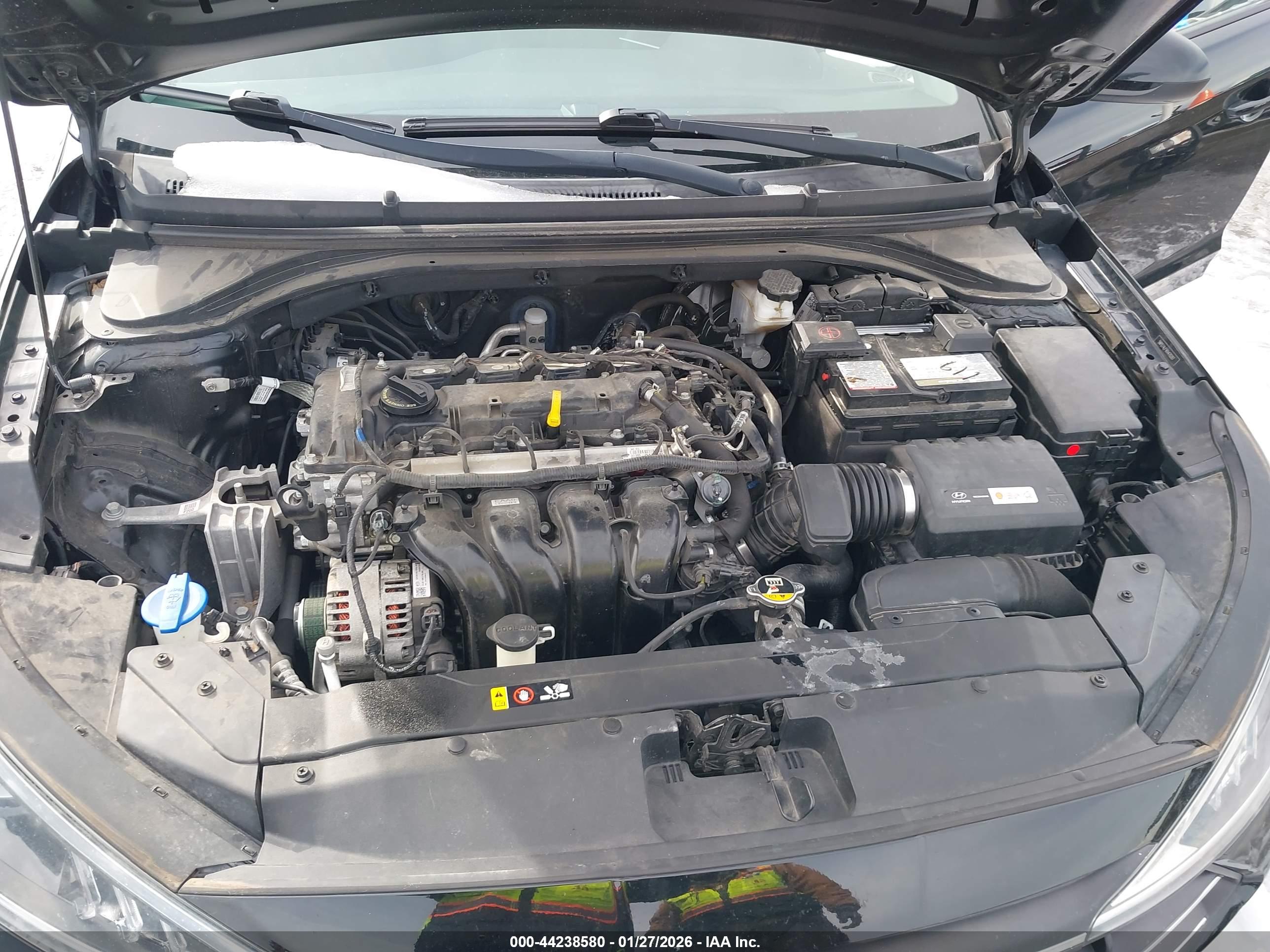 HYUNDAI ELANTRA image 10