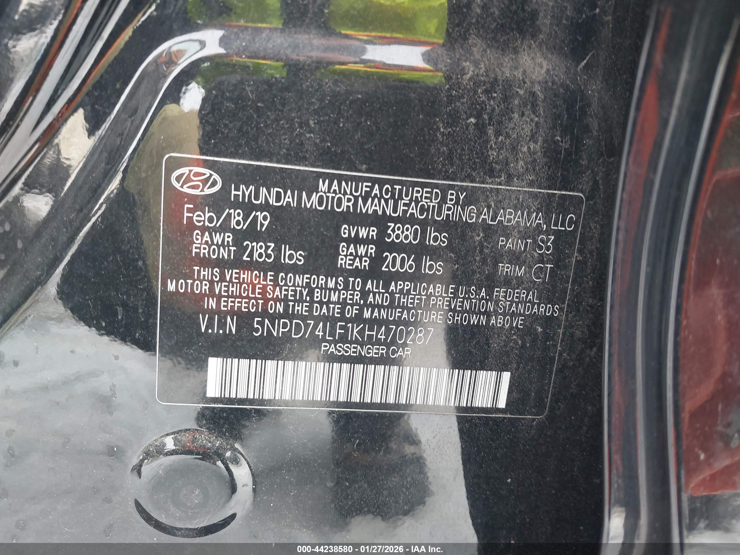 HYUNDAI ELANTRA image 9