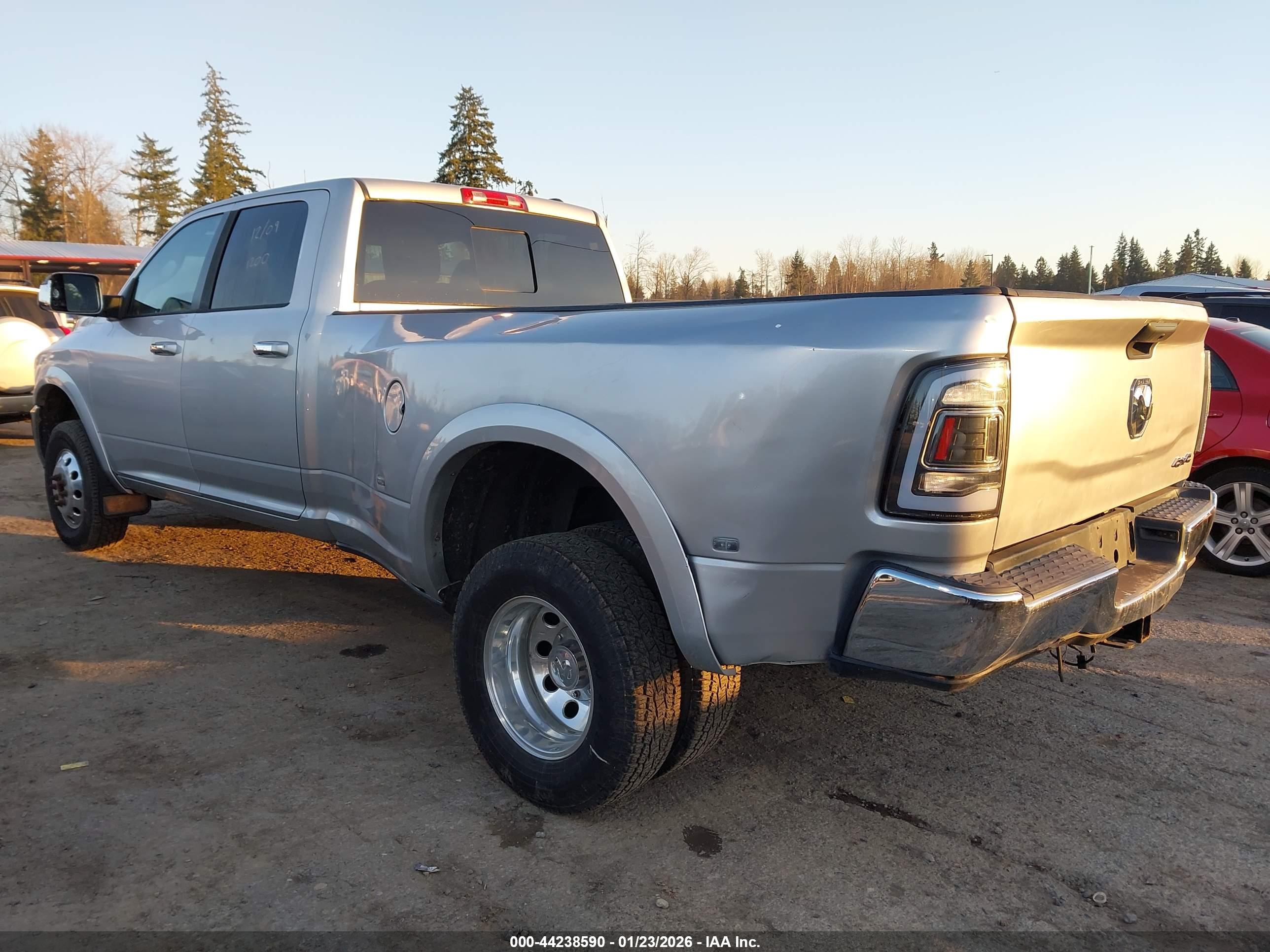 RAM 3500 image 3