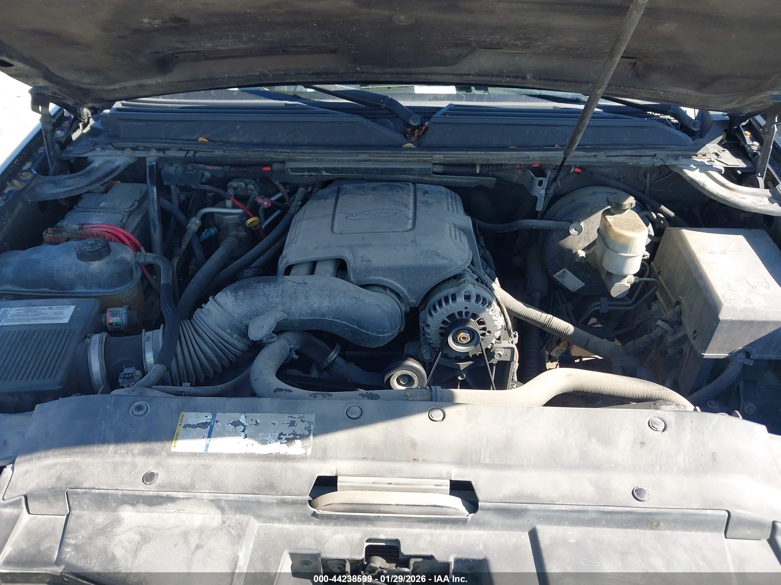 CHEVROLET TAHOE image 10