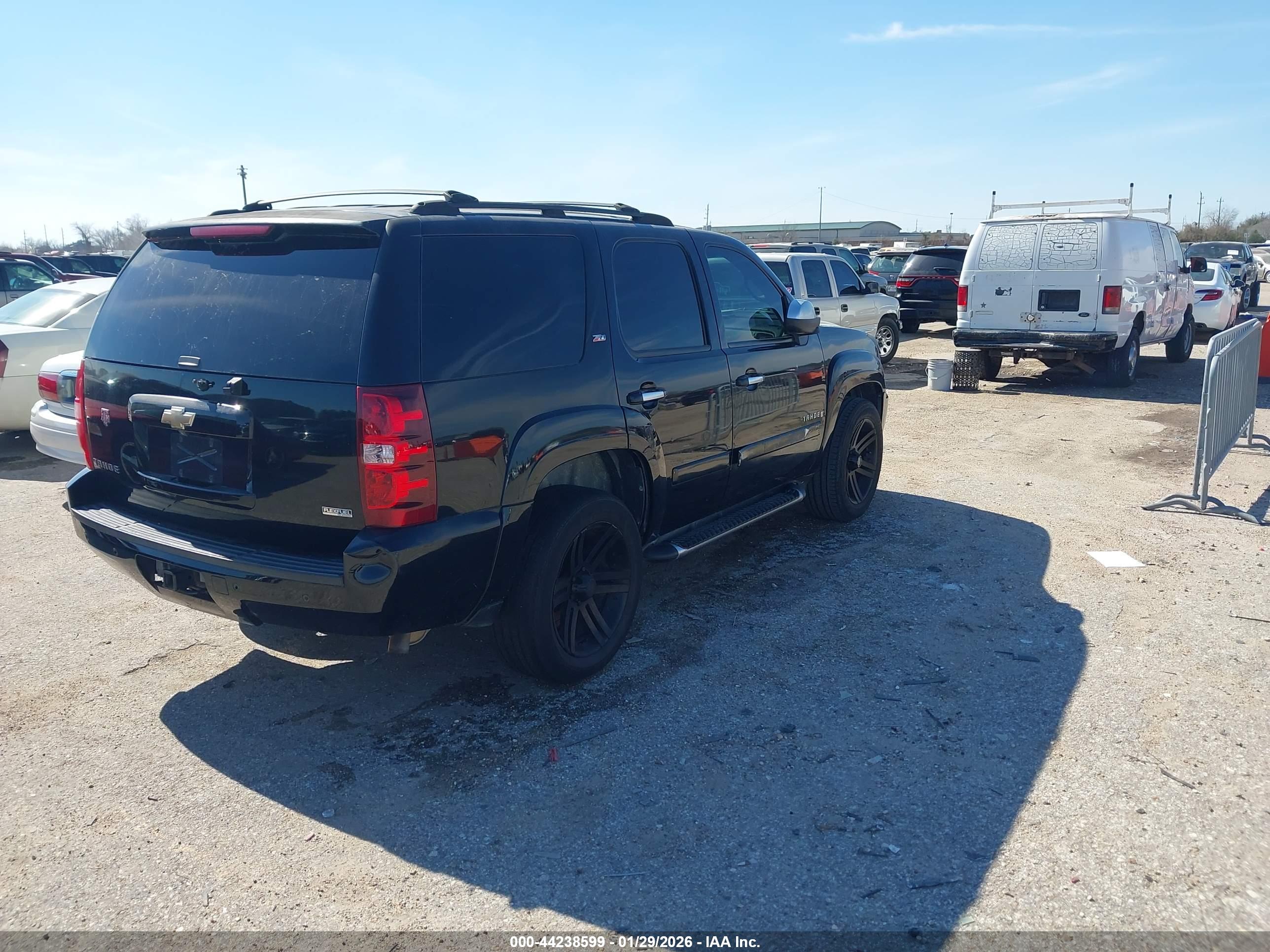 CHEVROLET TAHOE image 4