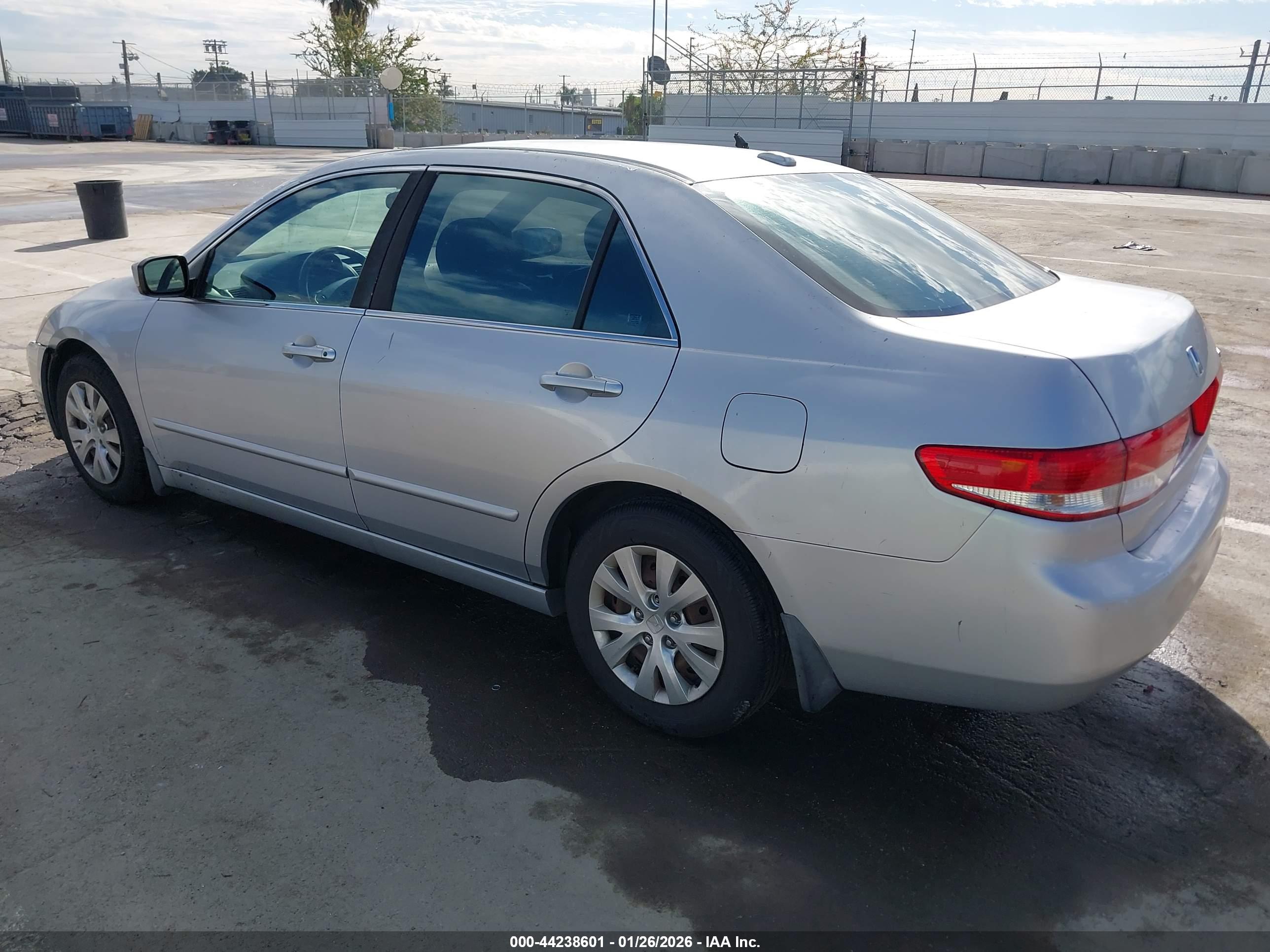 HONDA ACCORD image 3