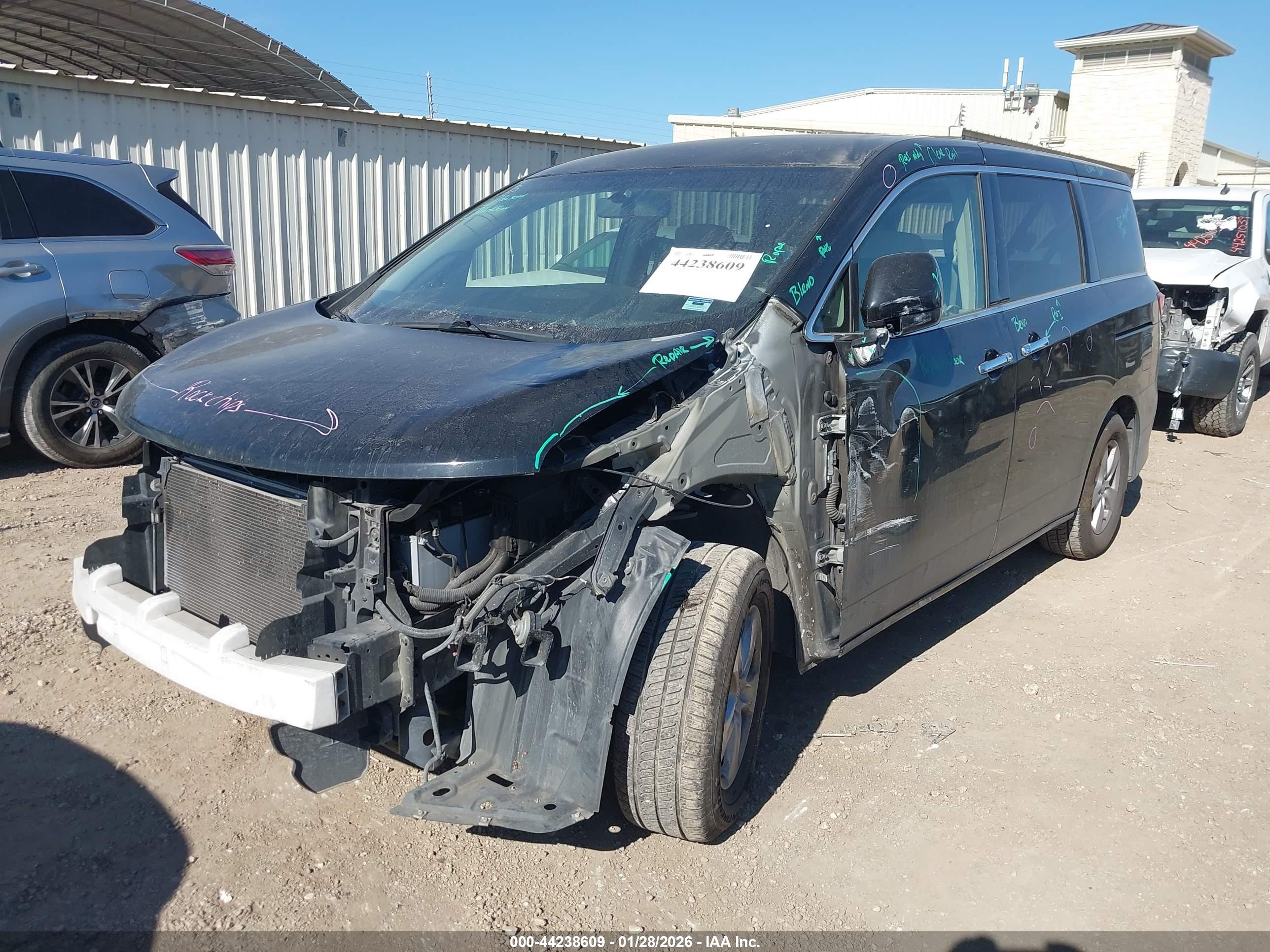 NISSAN QUEST image 2