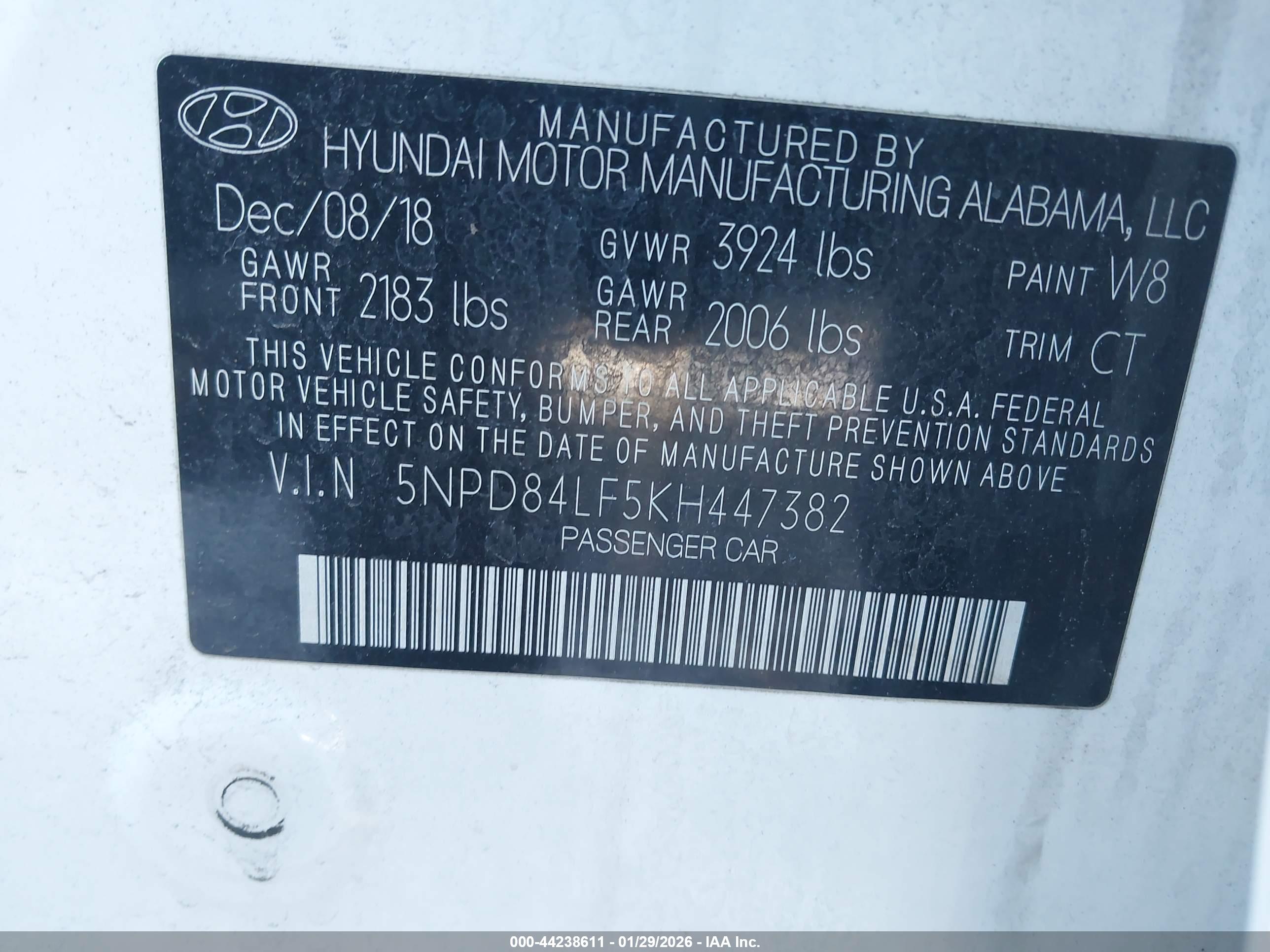 HYUNDAI ELANTRA image 9