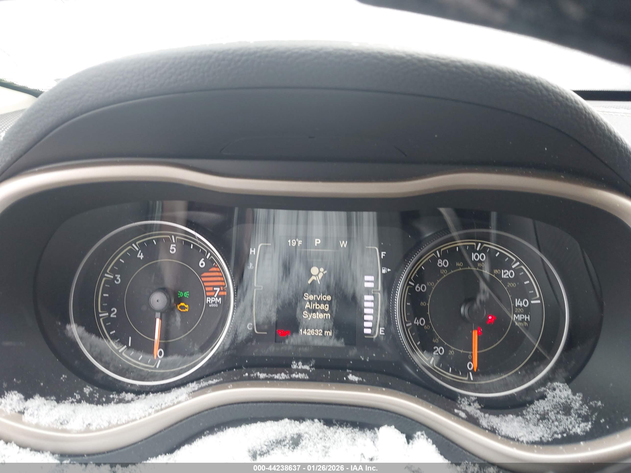 JEEP CHEROKEE image 7