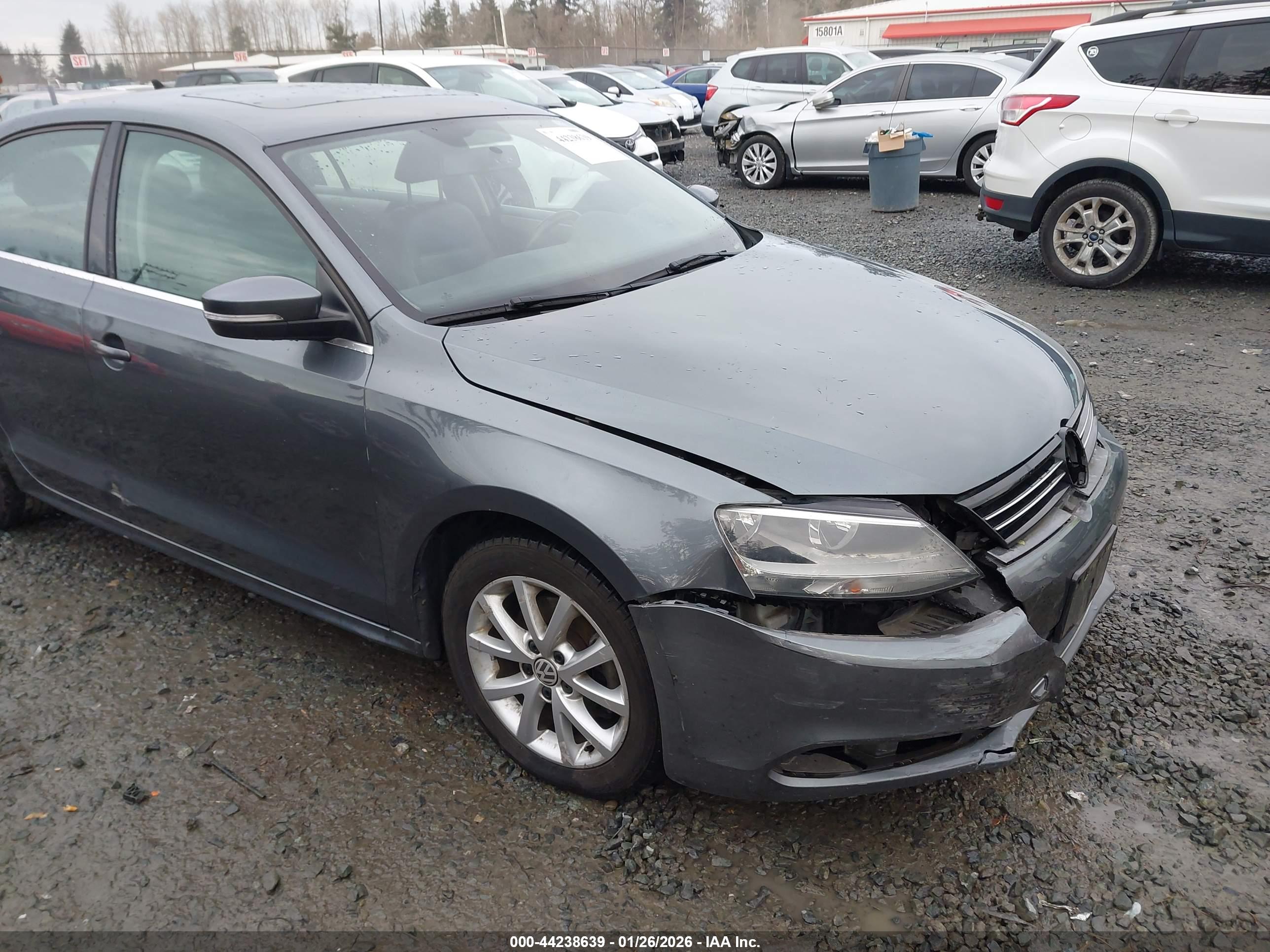 VOLKSWAGEN JETTA image 6