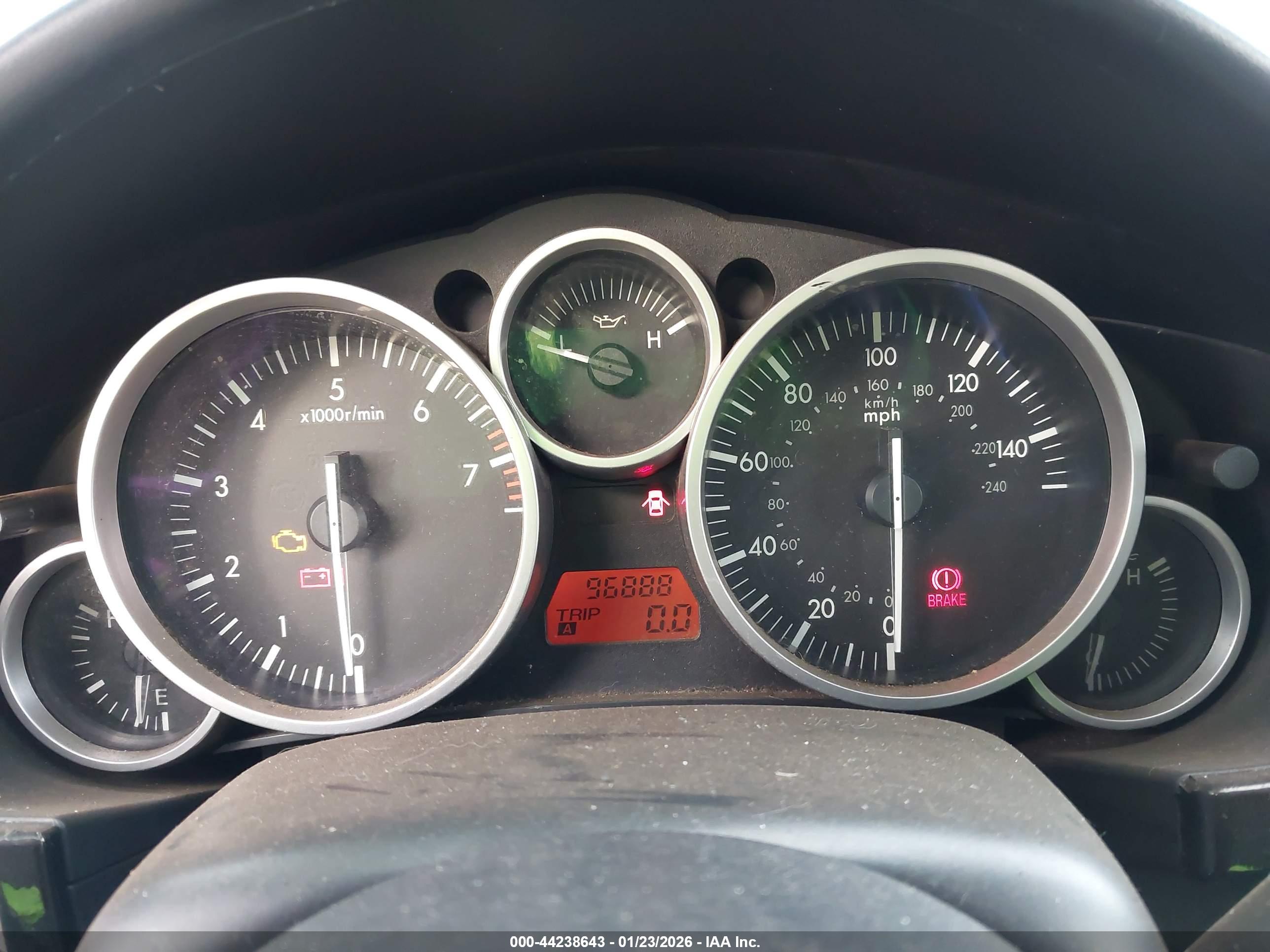 MAZDA MX-5 image 7