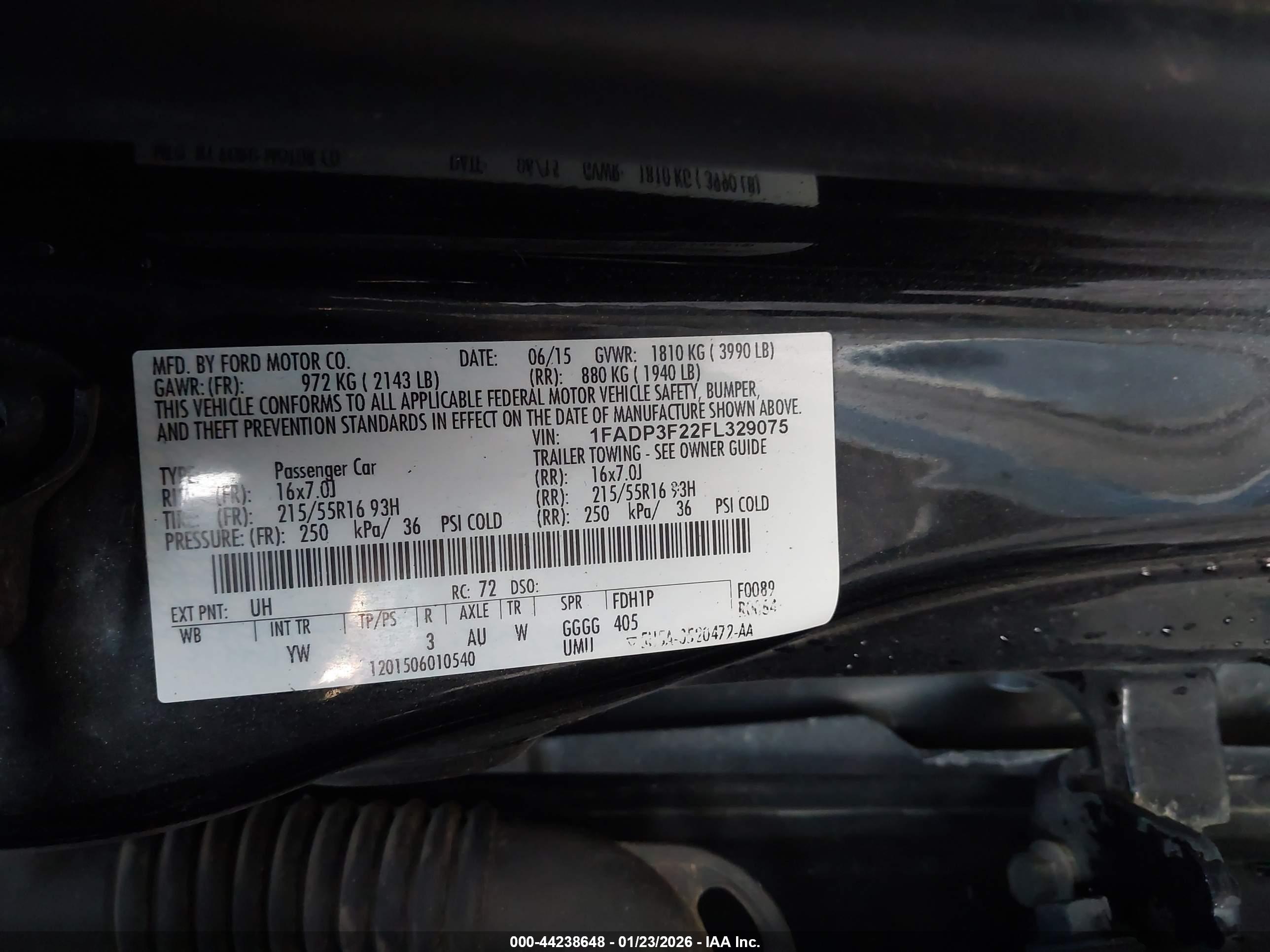 FORD FOCUS image 9