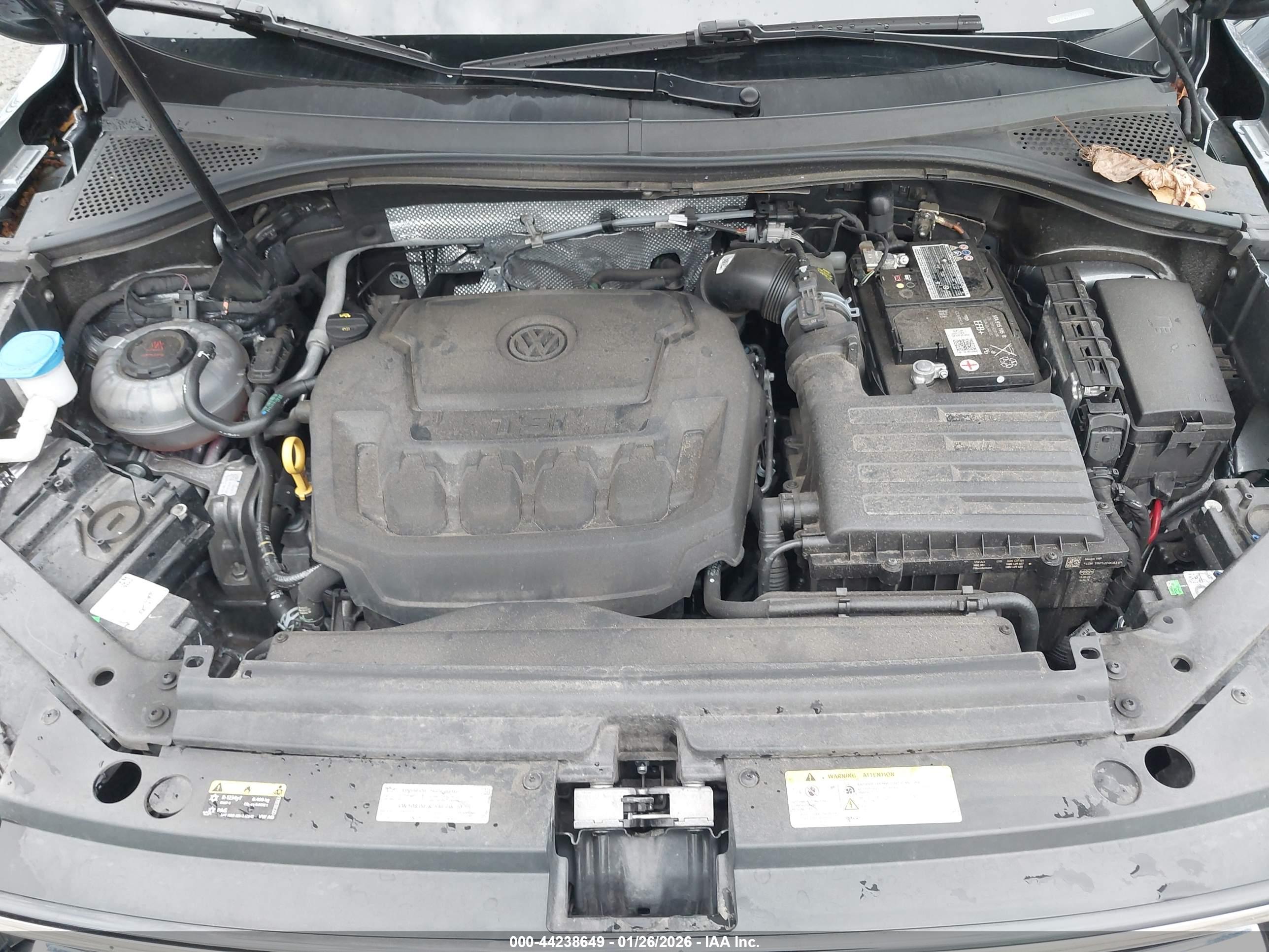 VOLKSWAGEN TIGUAN image 10