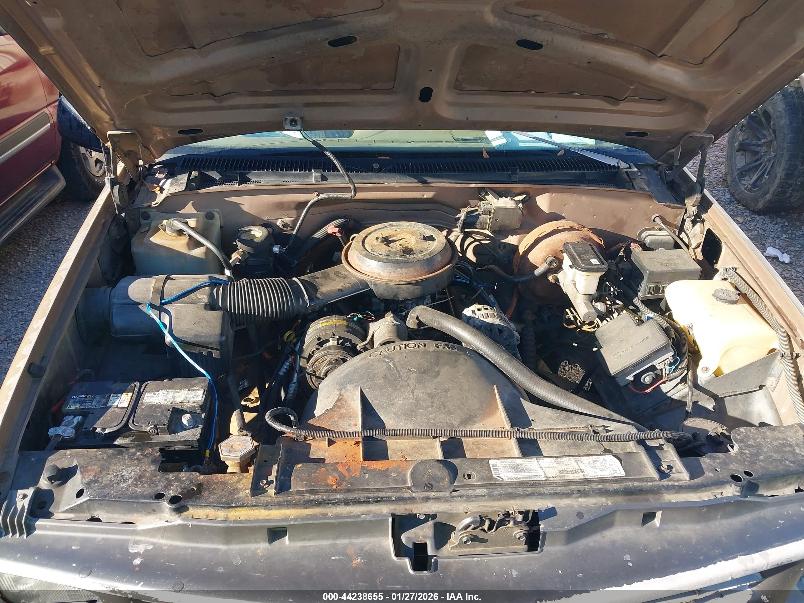 CHEVROLET GMT-400 image 10