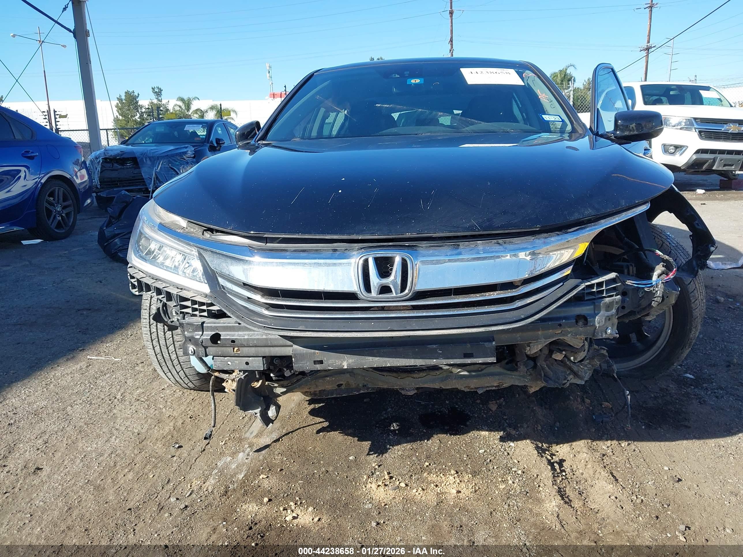 HONDA ACCORD image 6