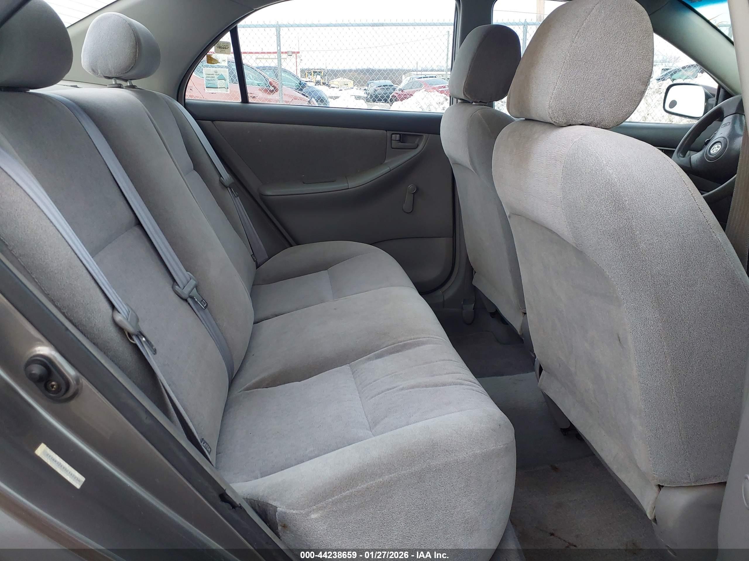 TOYOTA COROLLA image 8