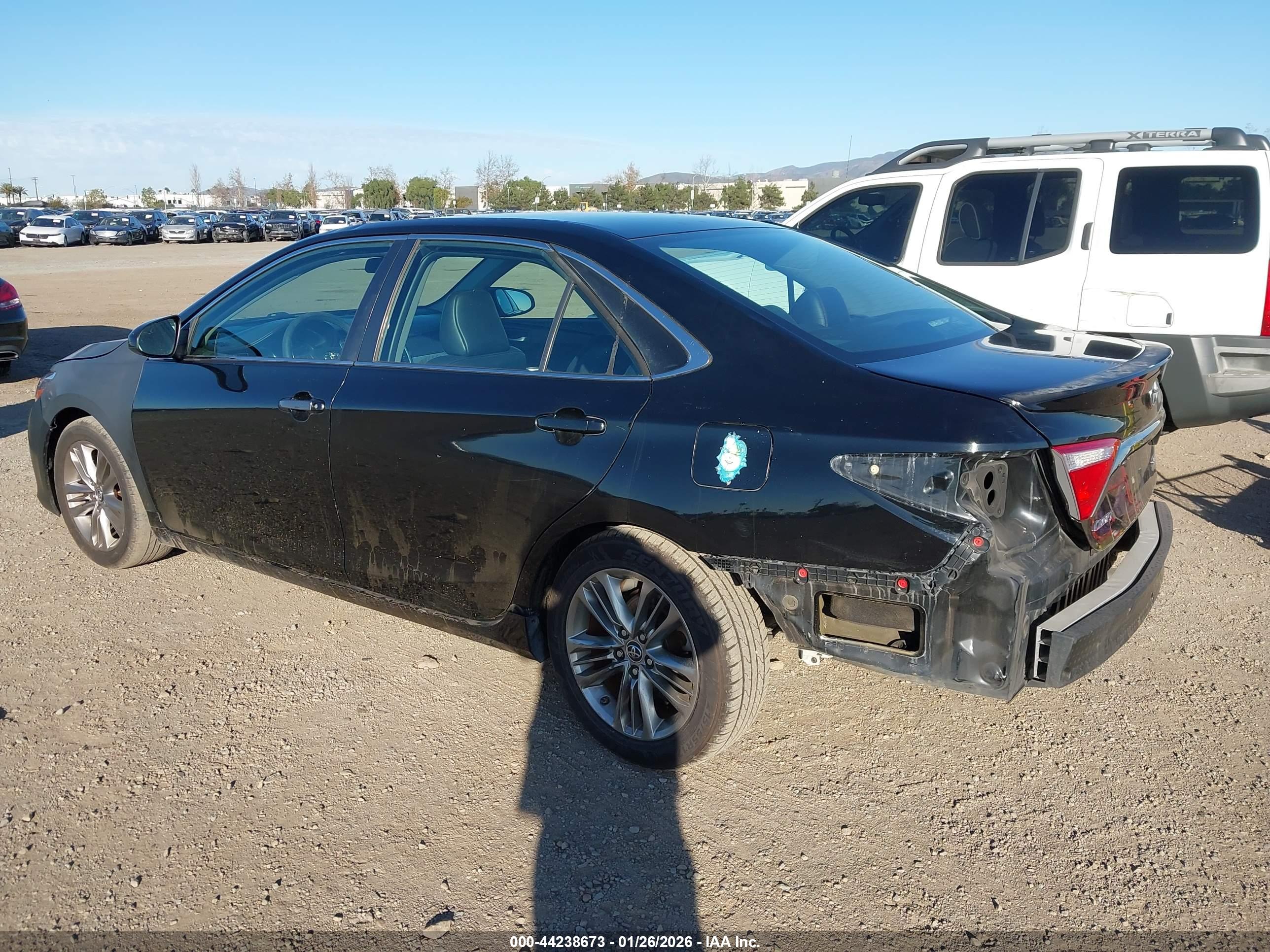 TOYOTA CAMRY image 3
