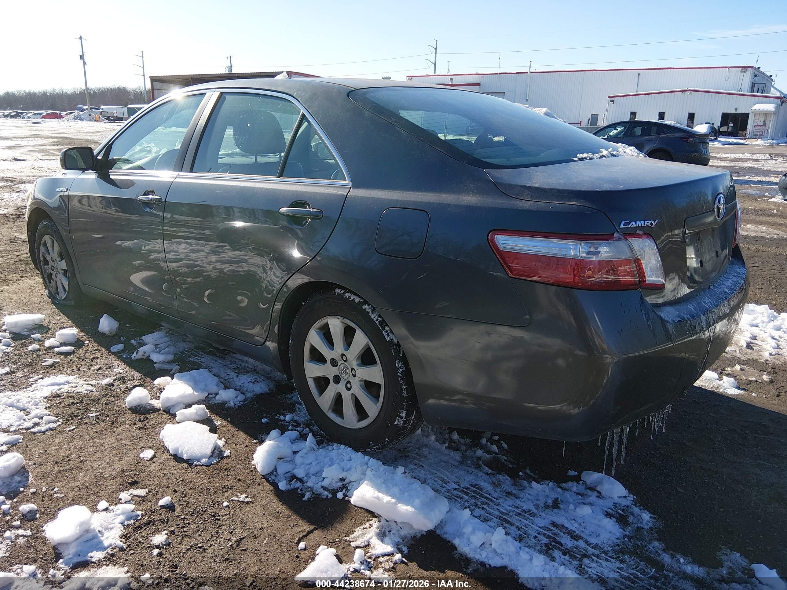 TOYOTA CAMRY image 3