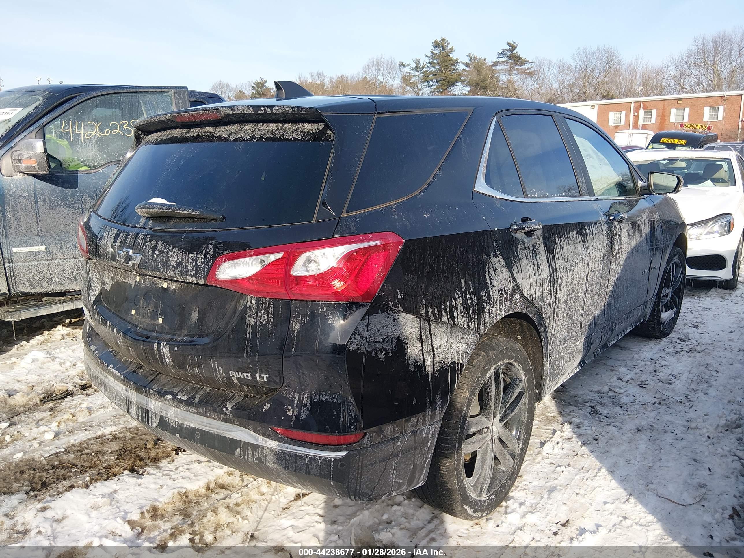CHEVROLET EQUINOX image 4
