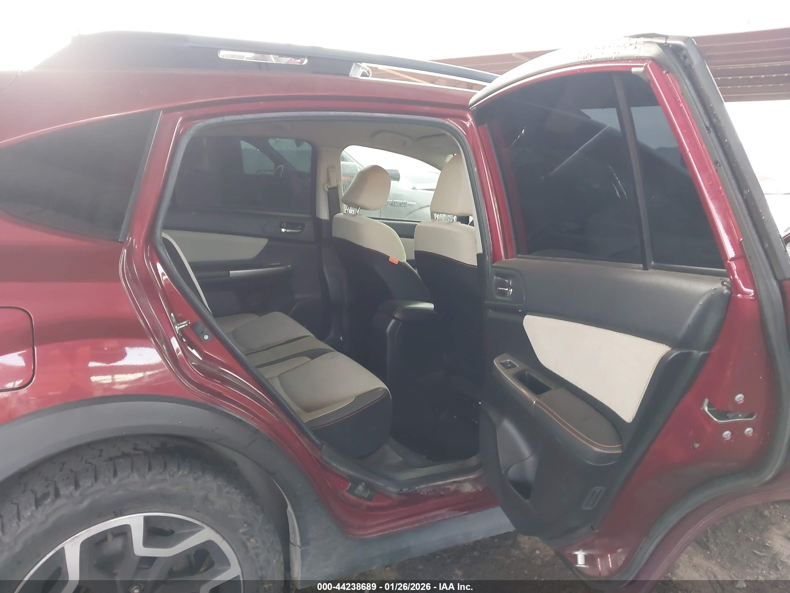 SUBARU CROSSTREK image 8