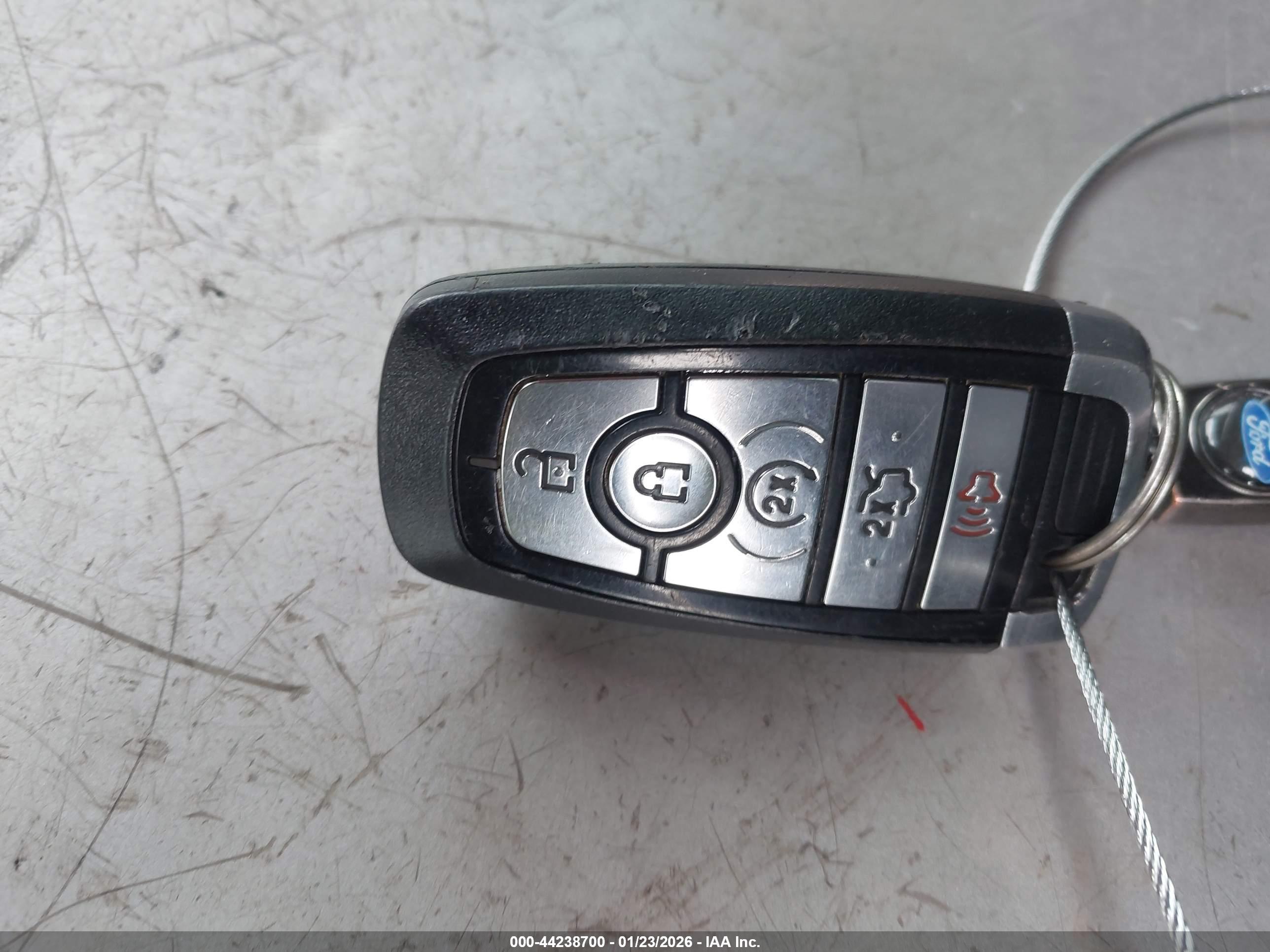 FORD EDGE image 11