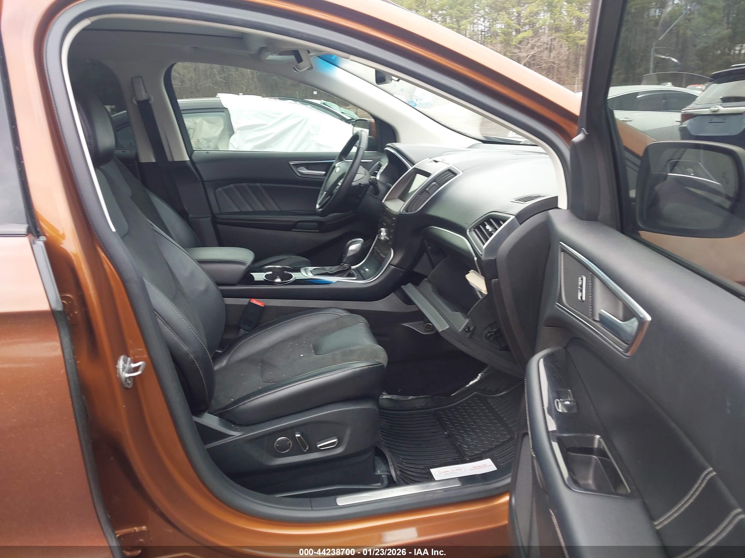FORD EDGE image 5