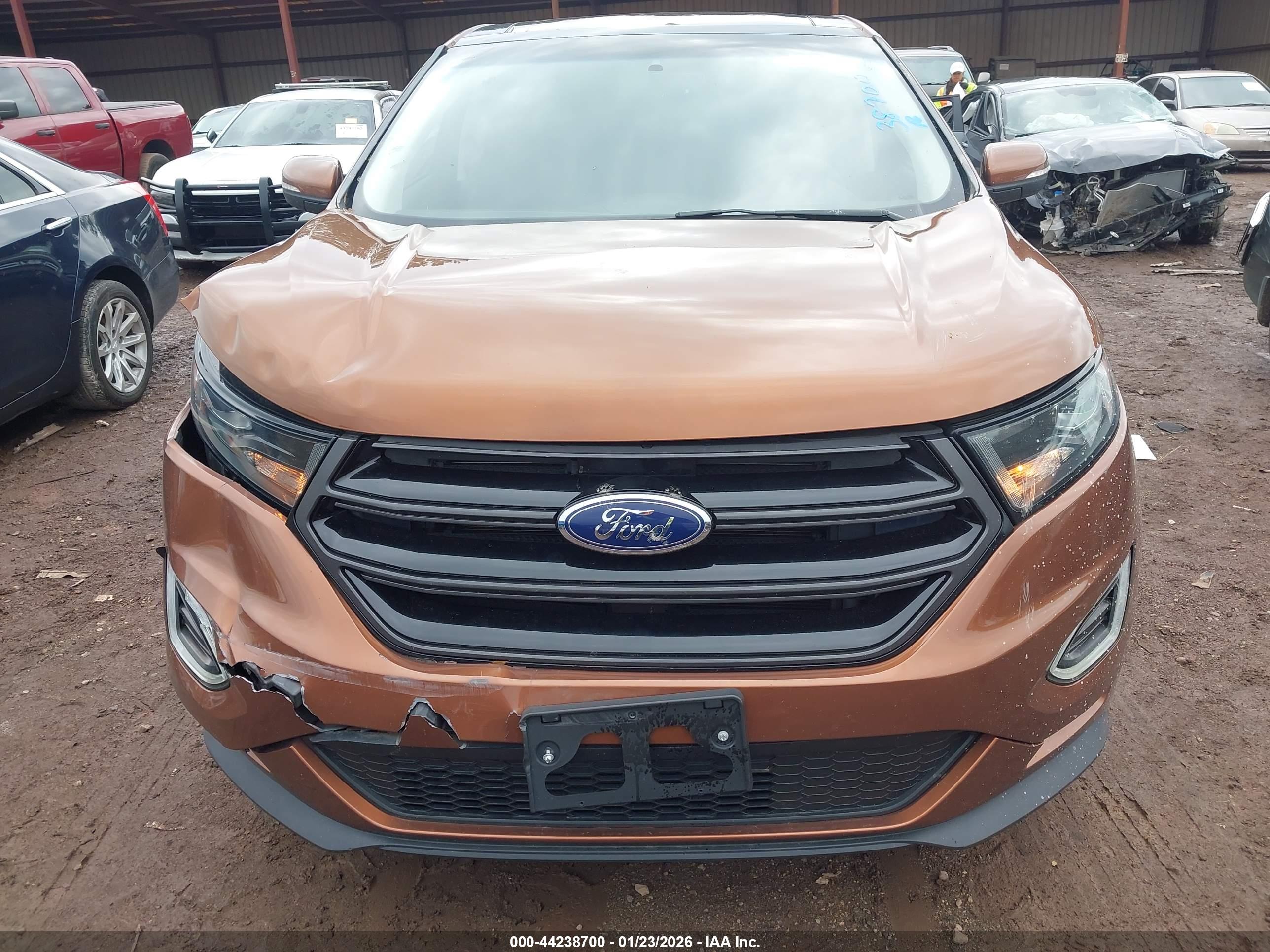 FORD EDGE image 6