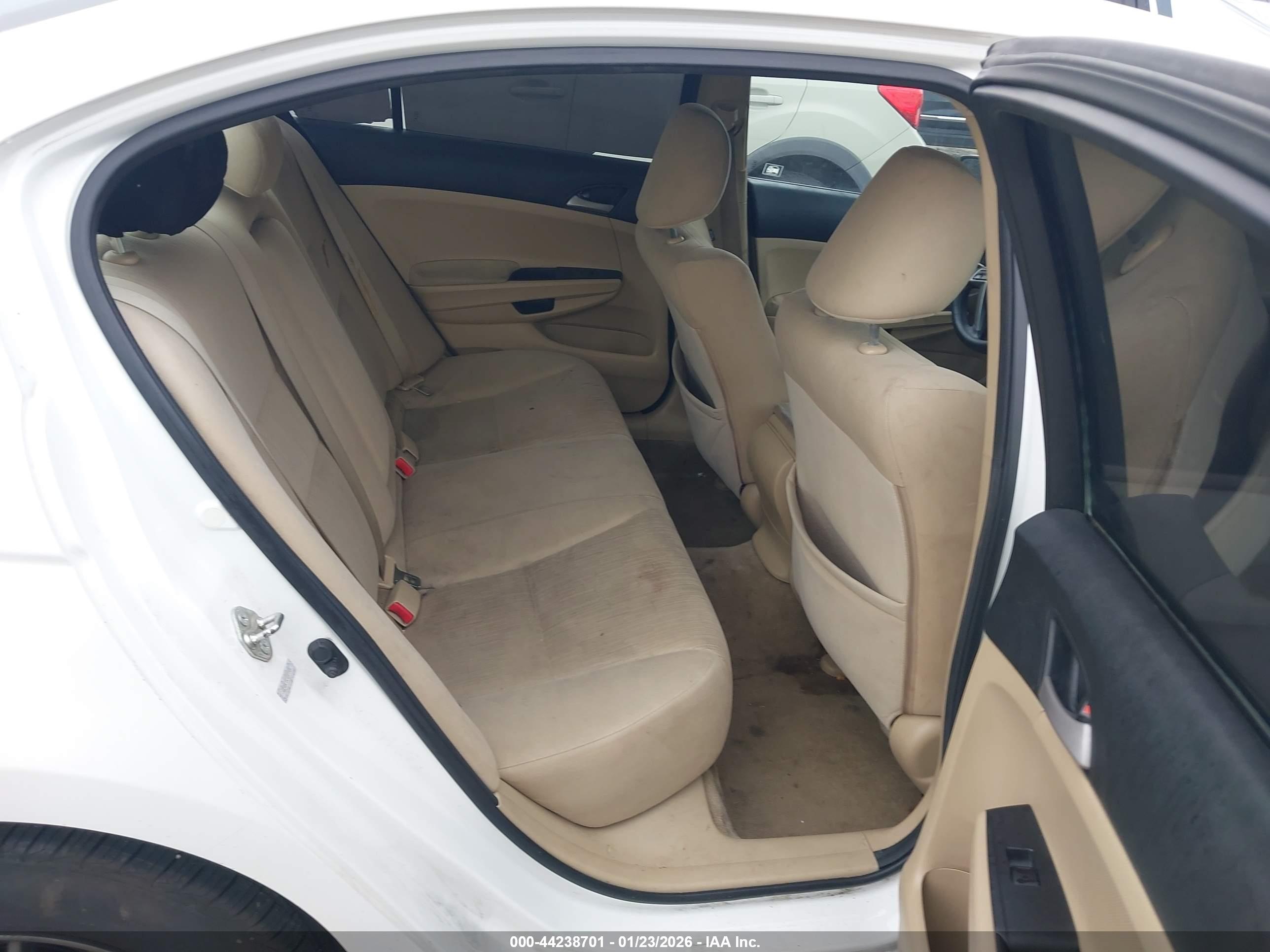 HONDA ACCORD image 8
