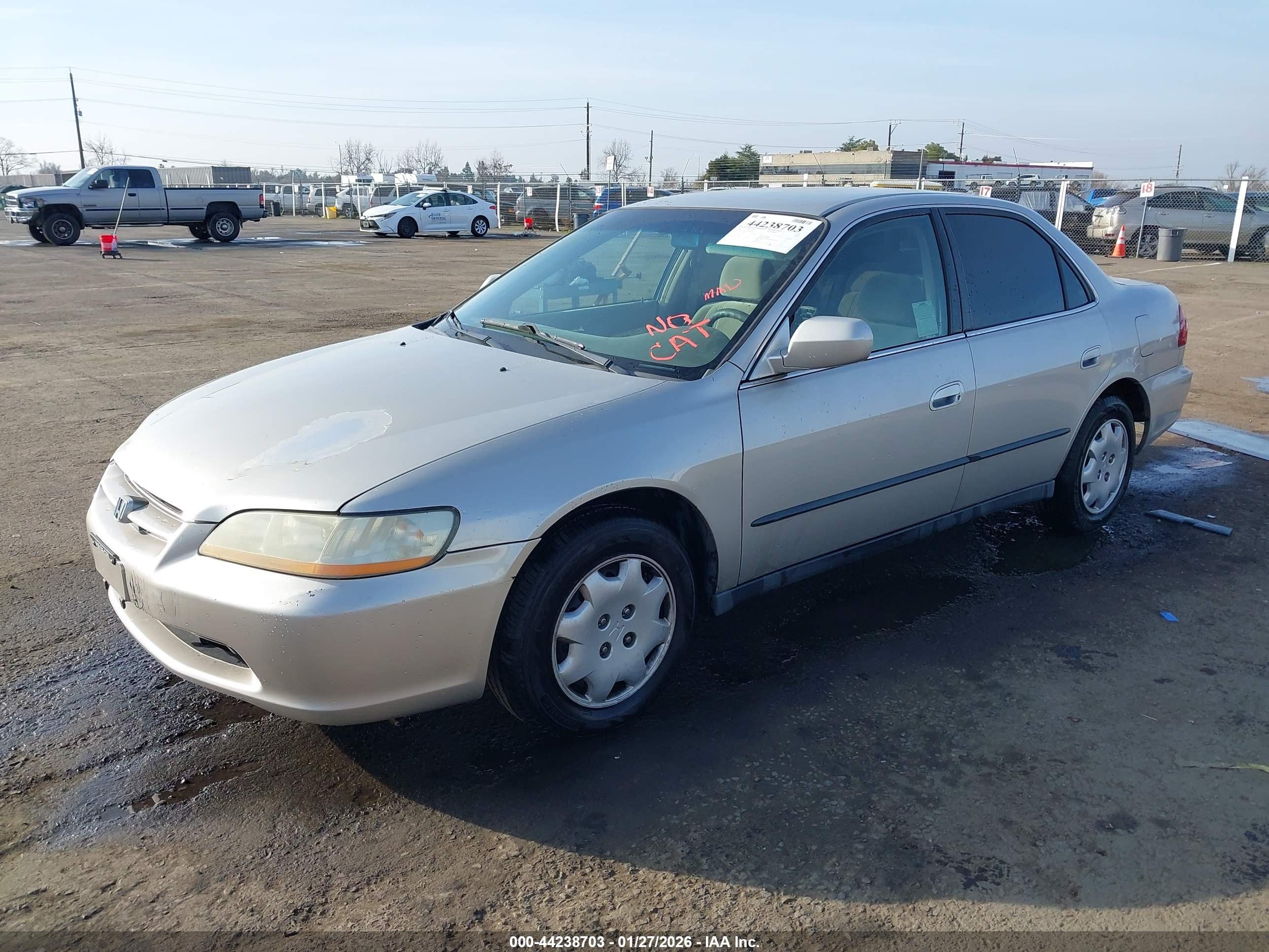 HONDA ACCORD image 2