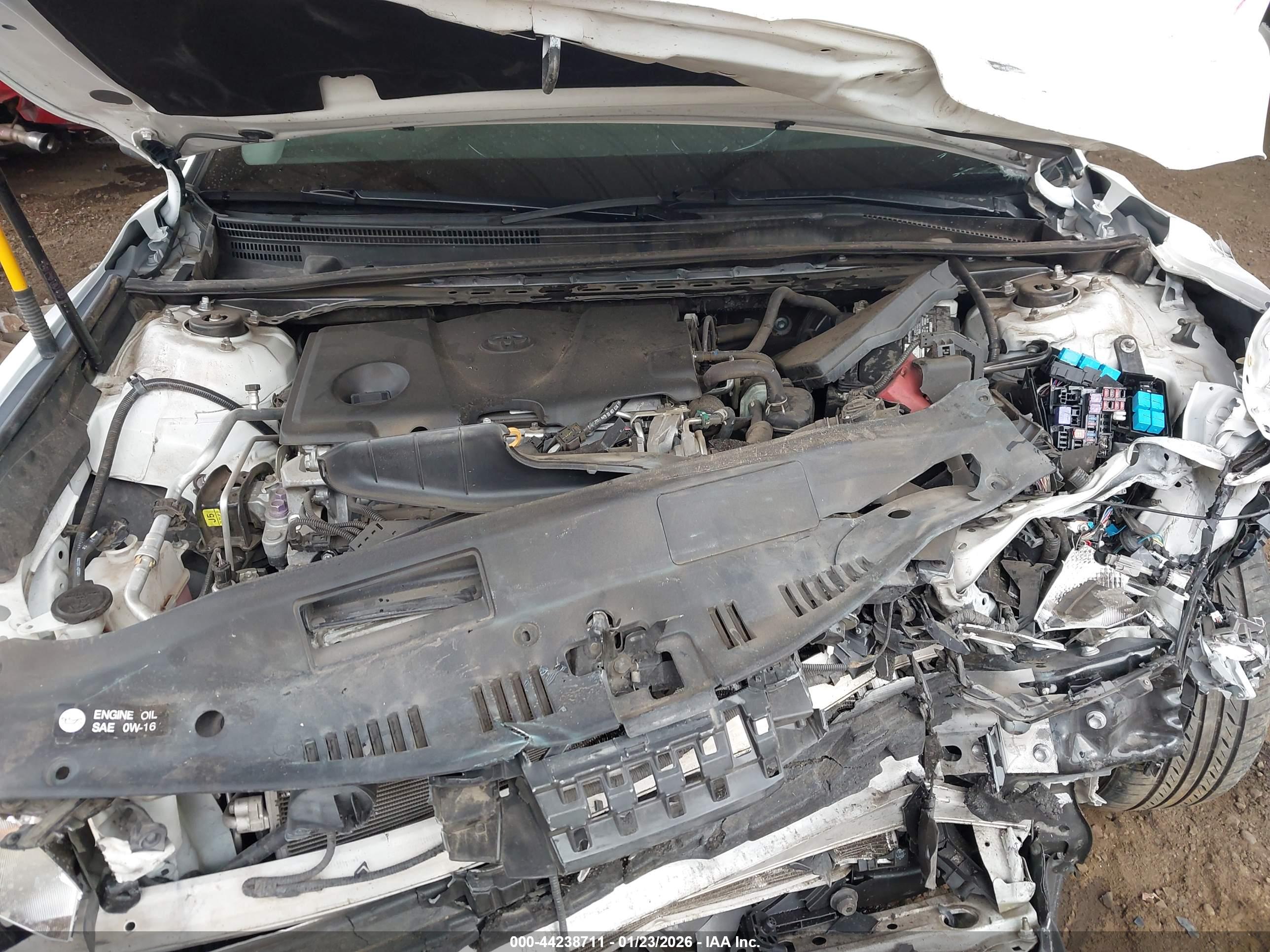TOYOTA CAMRY image 10