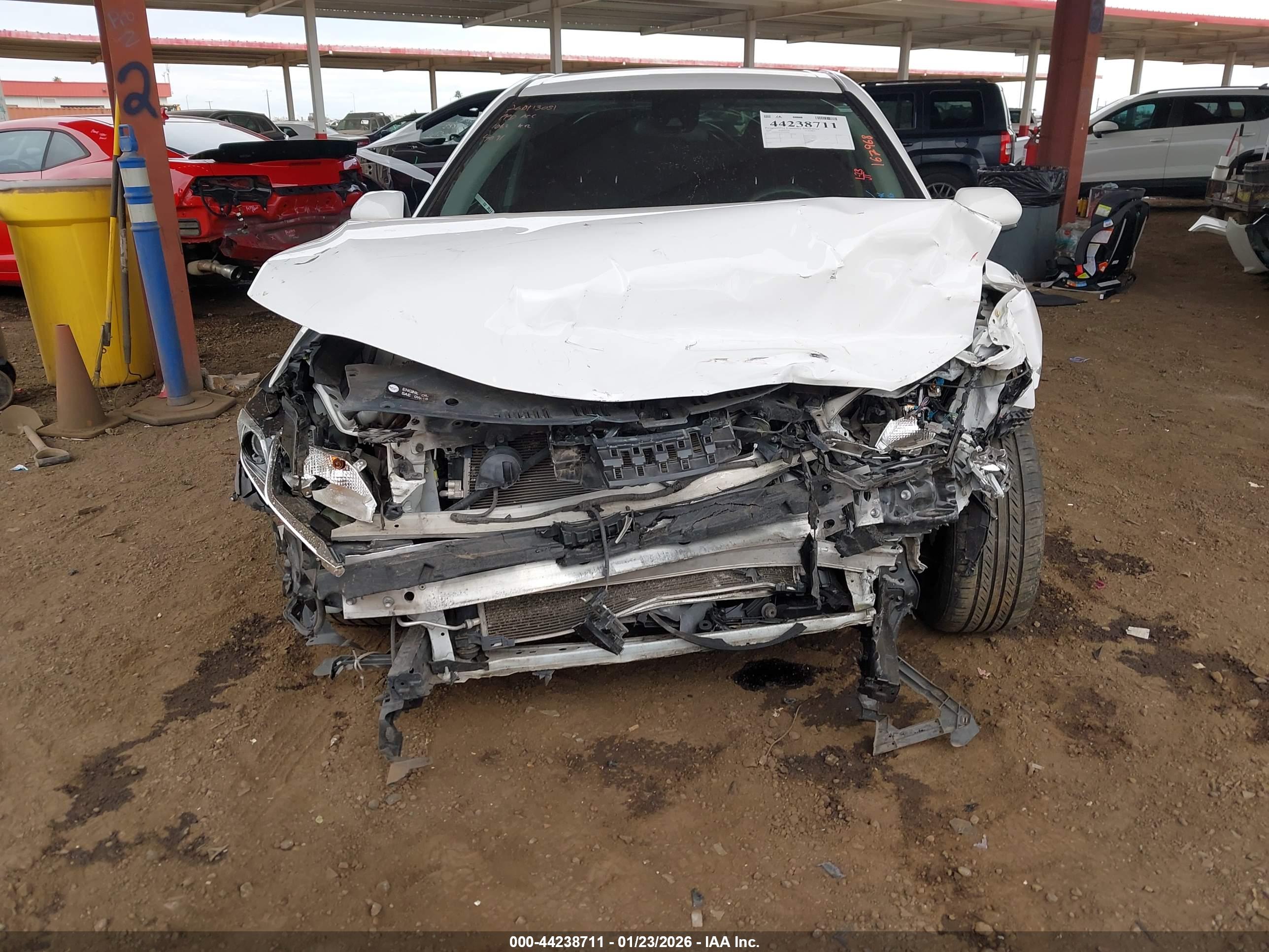 TOYOTA CAMRY image 6