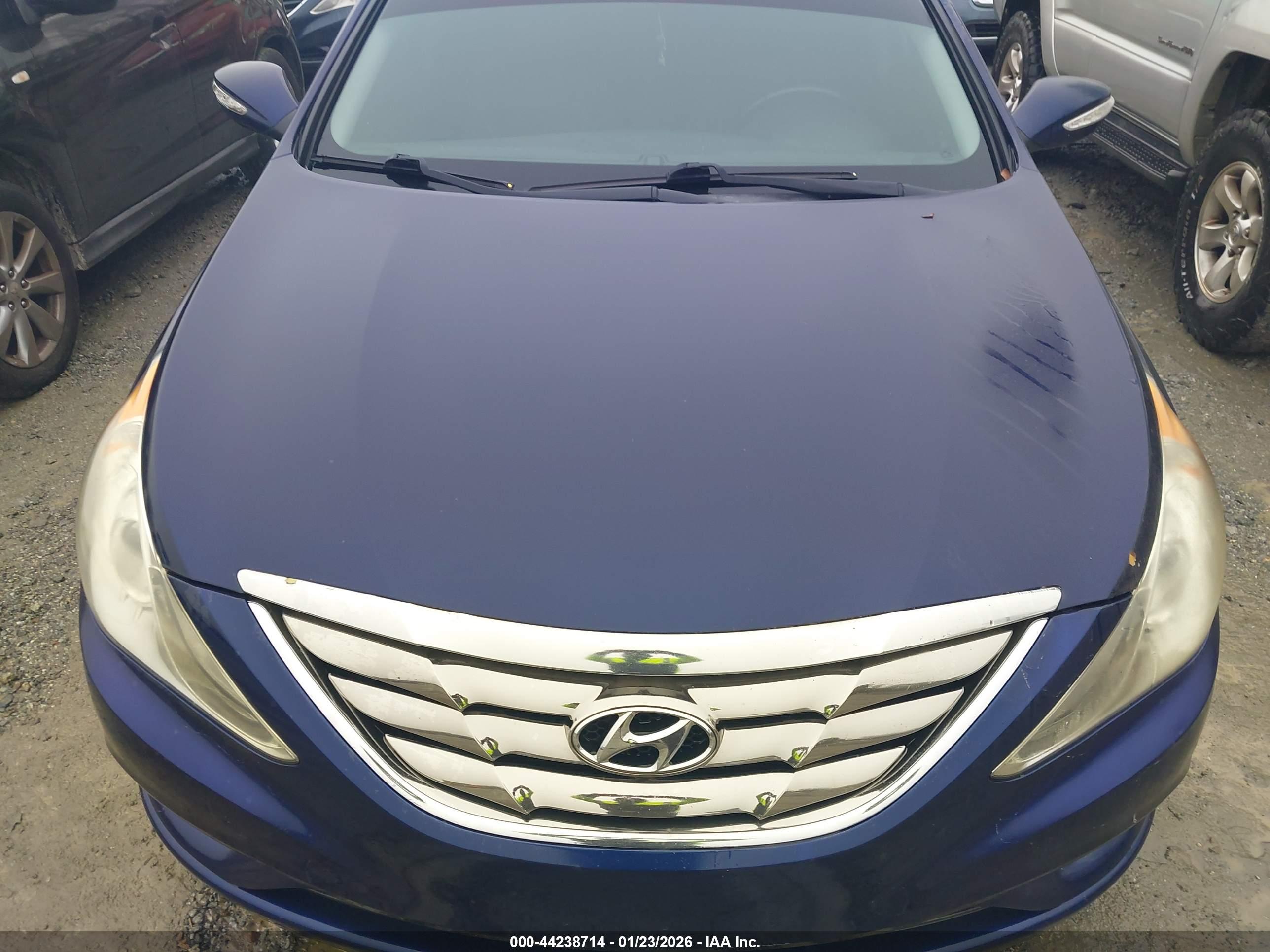 HYUNDAI SONATA image 10