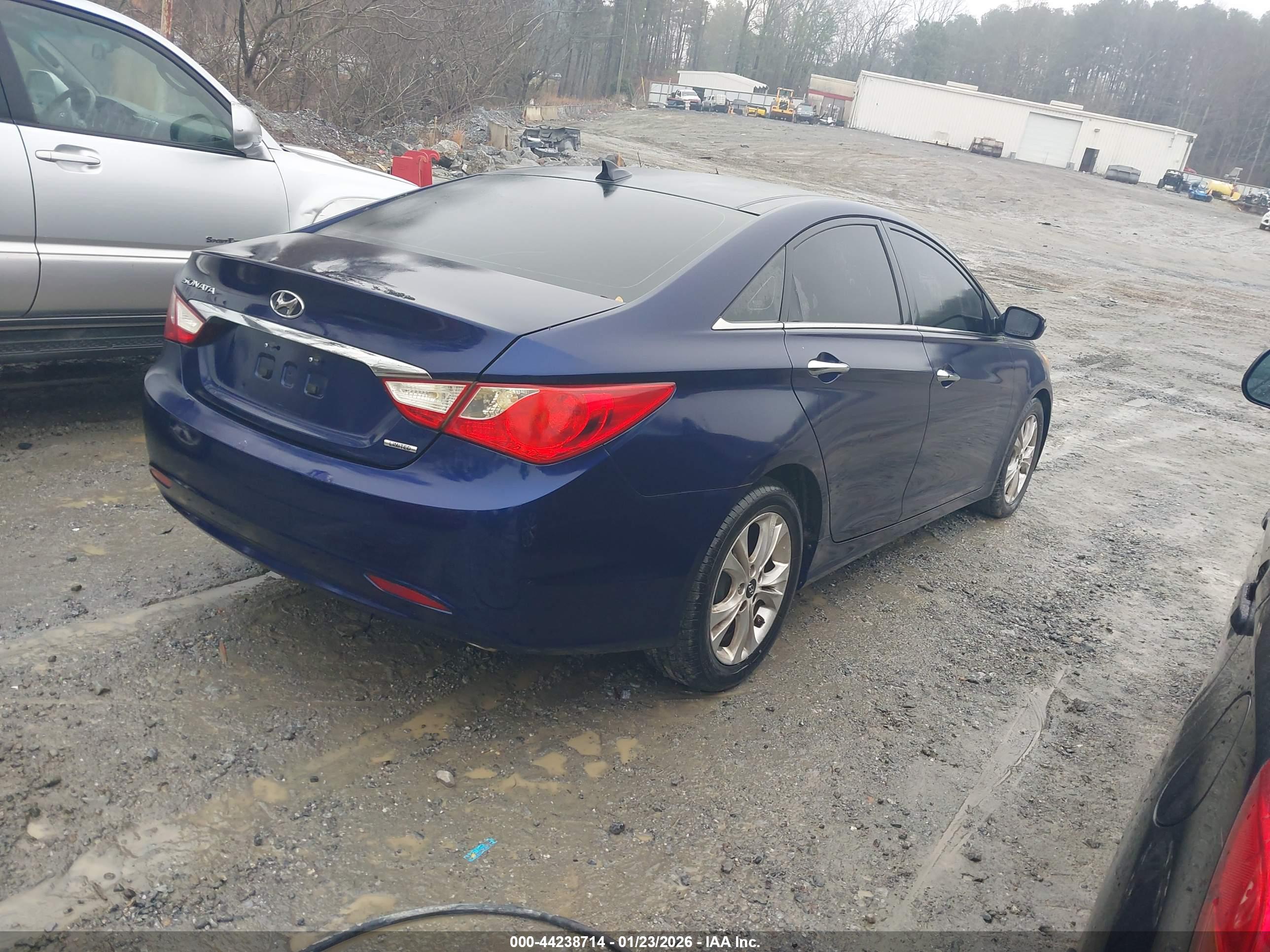 HYUNDAI SONATA image 4
