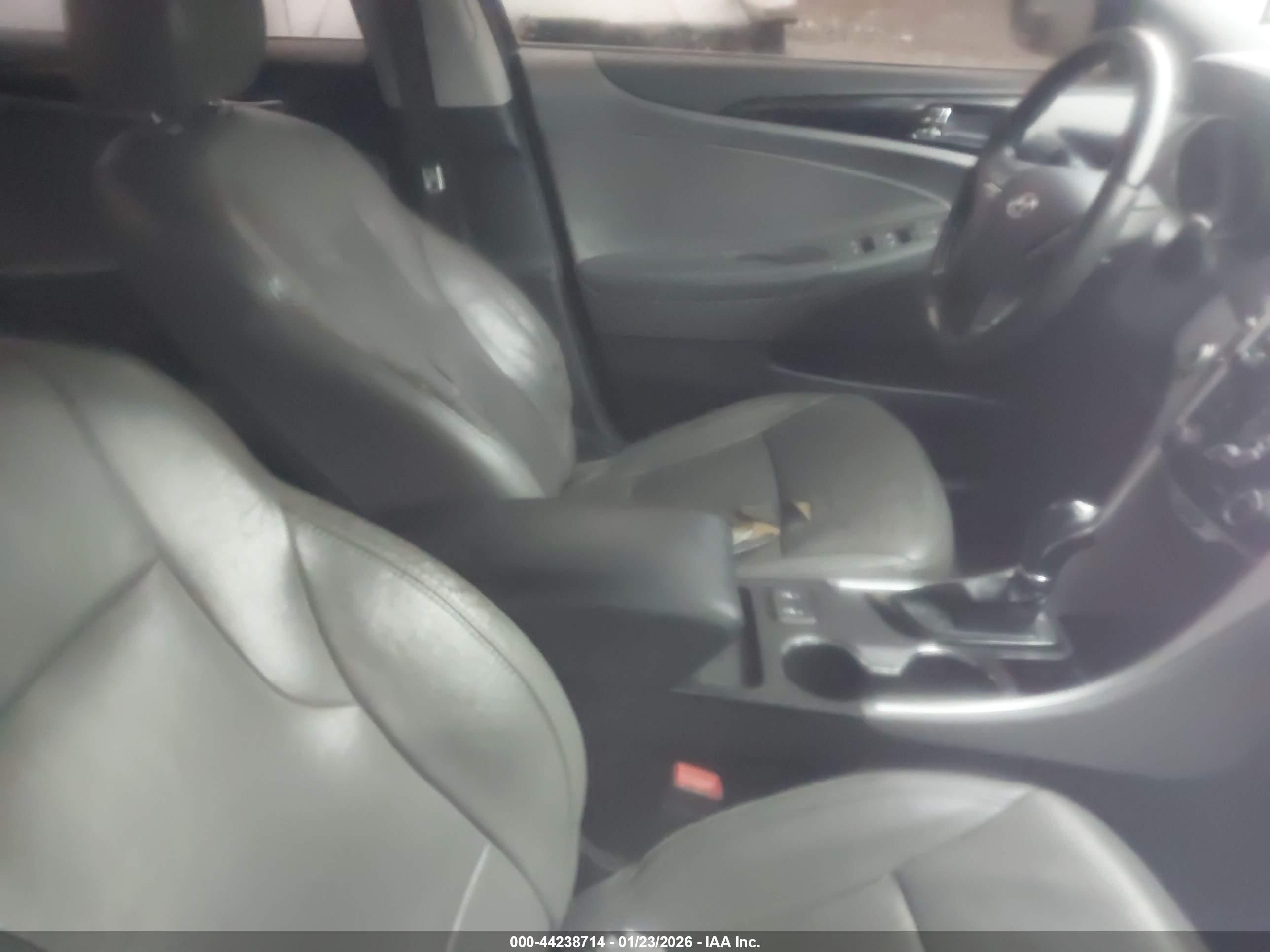 HYUNDAI SONATA image 5
