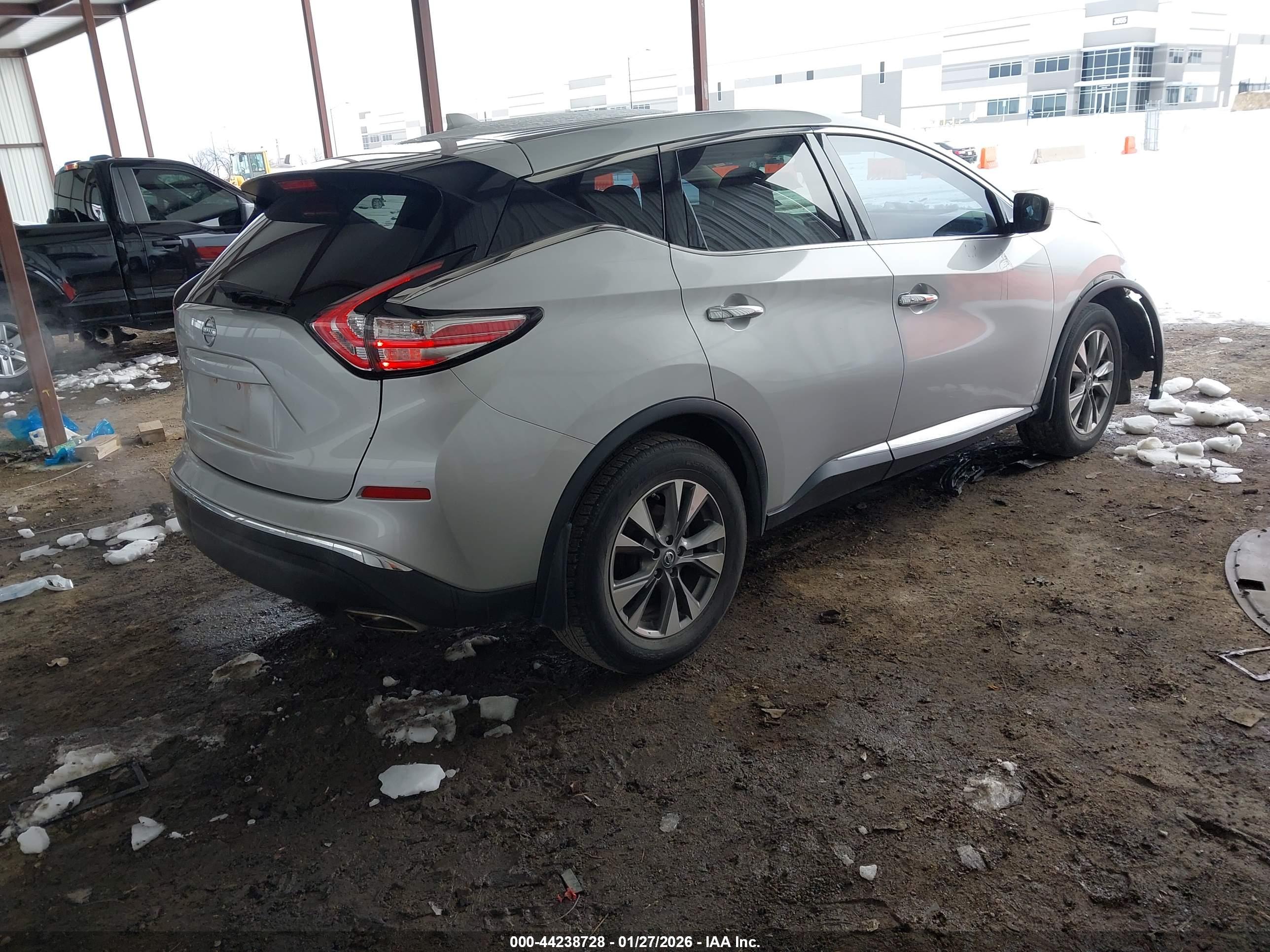 NISSAN MURANO image 4