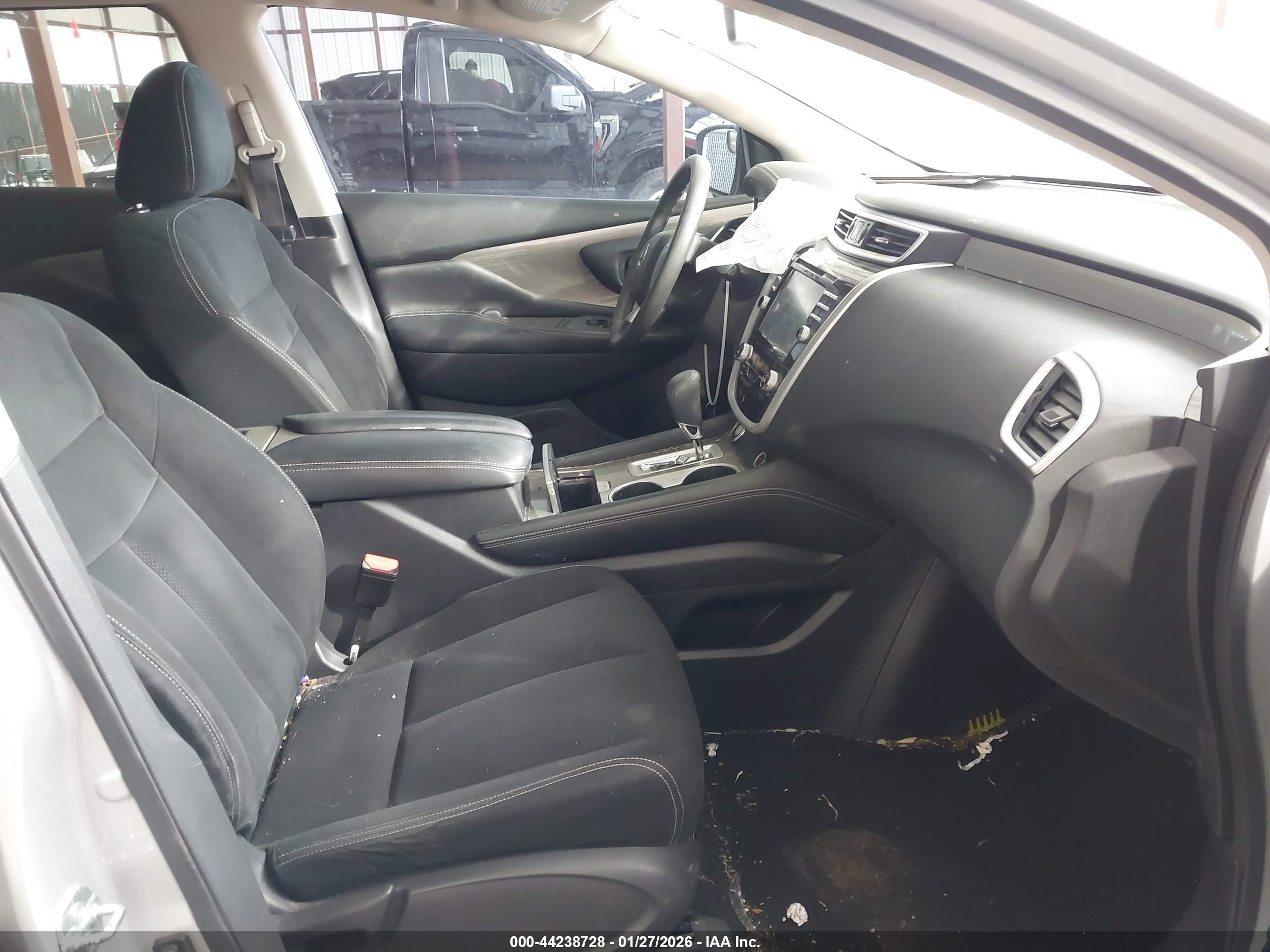 NISSAN MURANO image 5