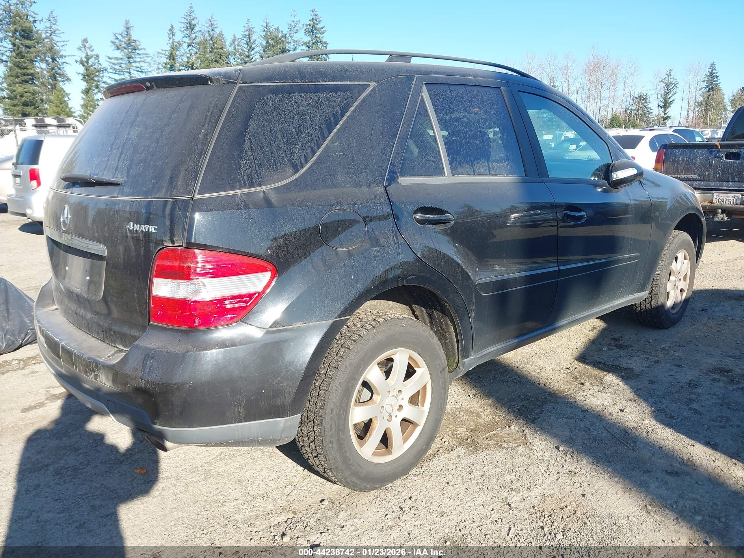MERCEDES-BENZ ML image 4