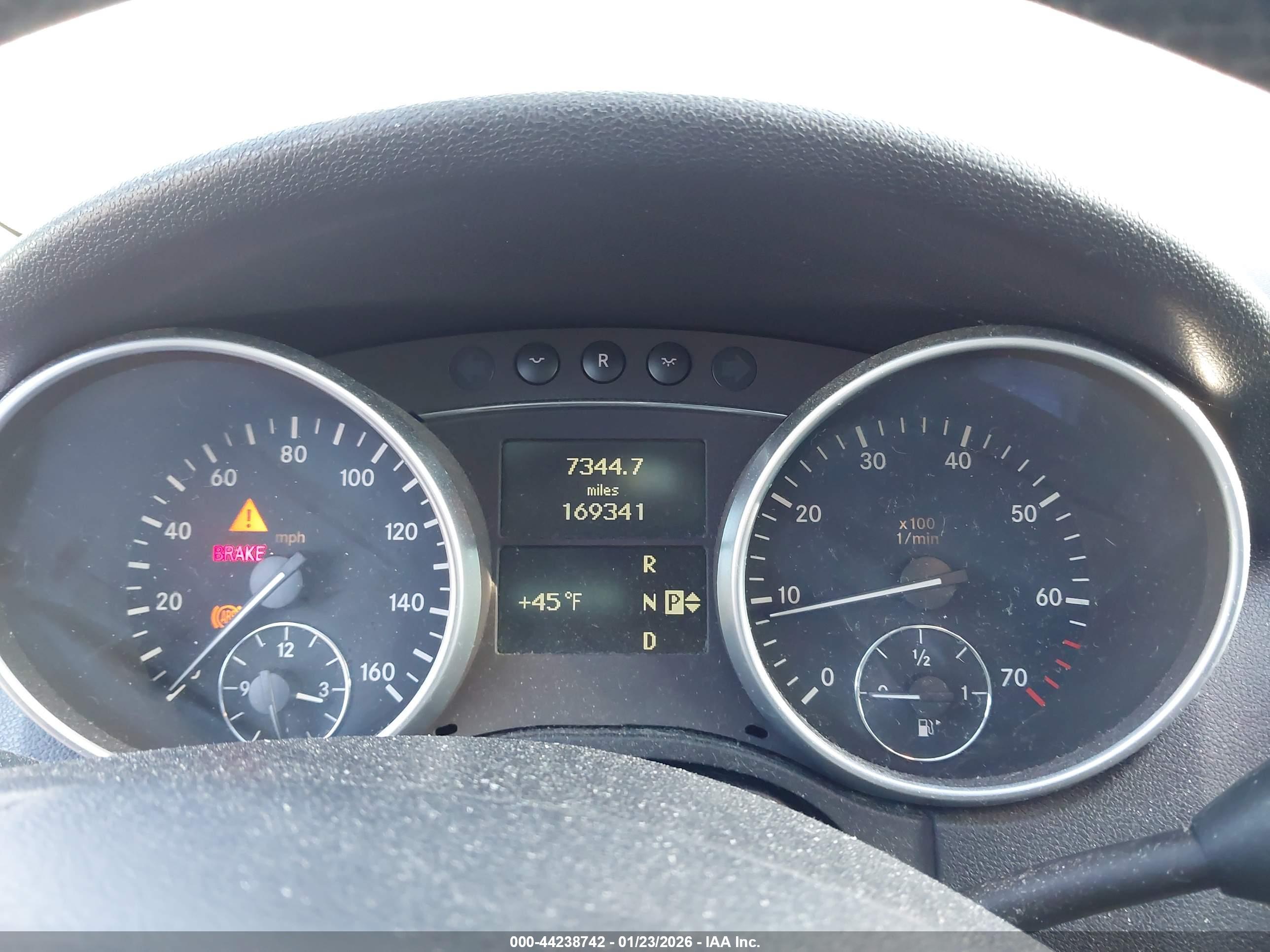 MERCEDES-BENZ ML image 7